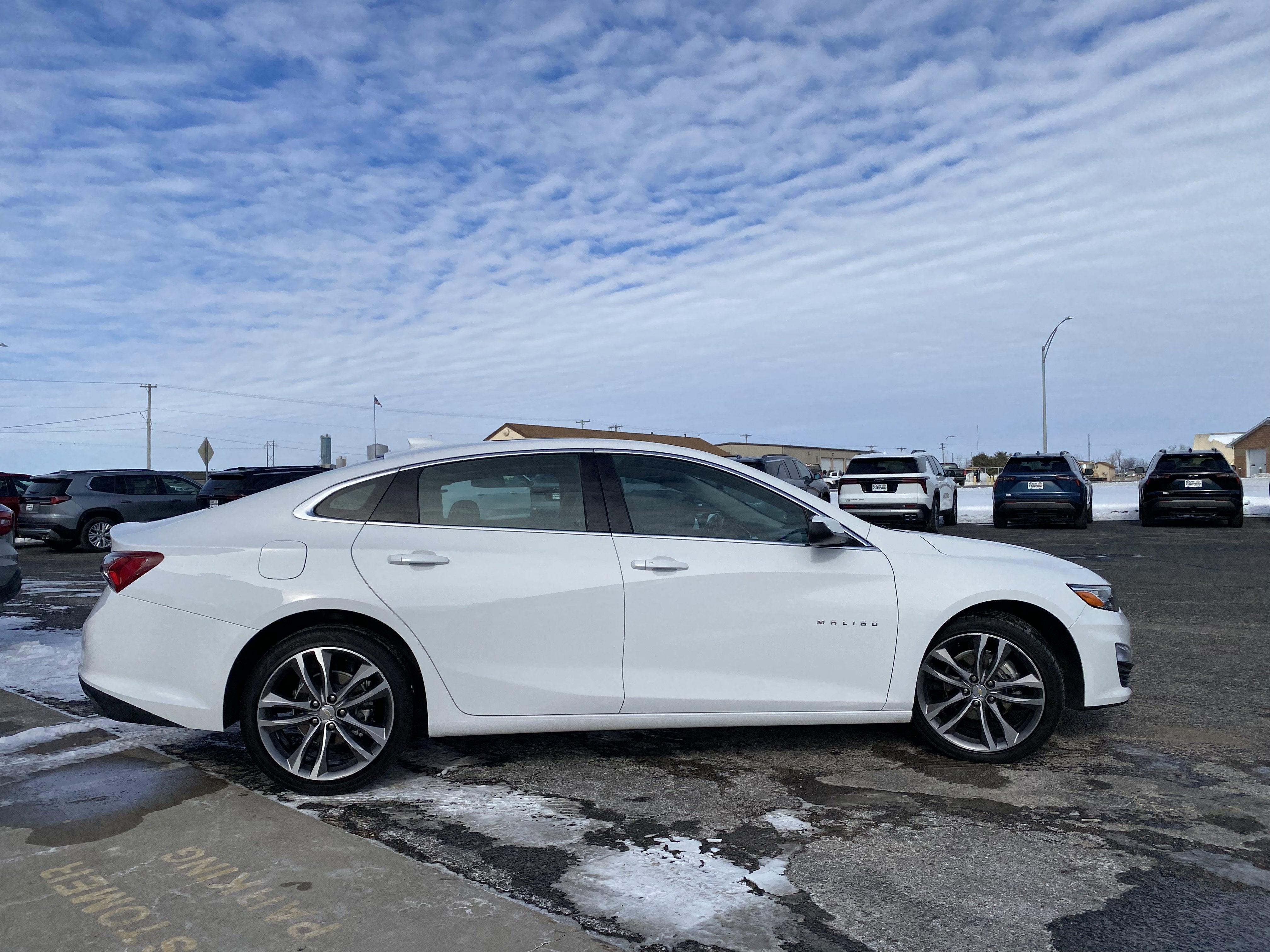 2024 Chevrolet Malibu 2LT