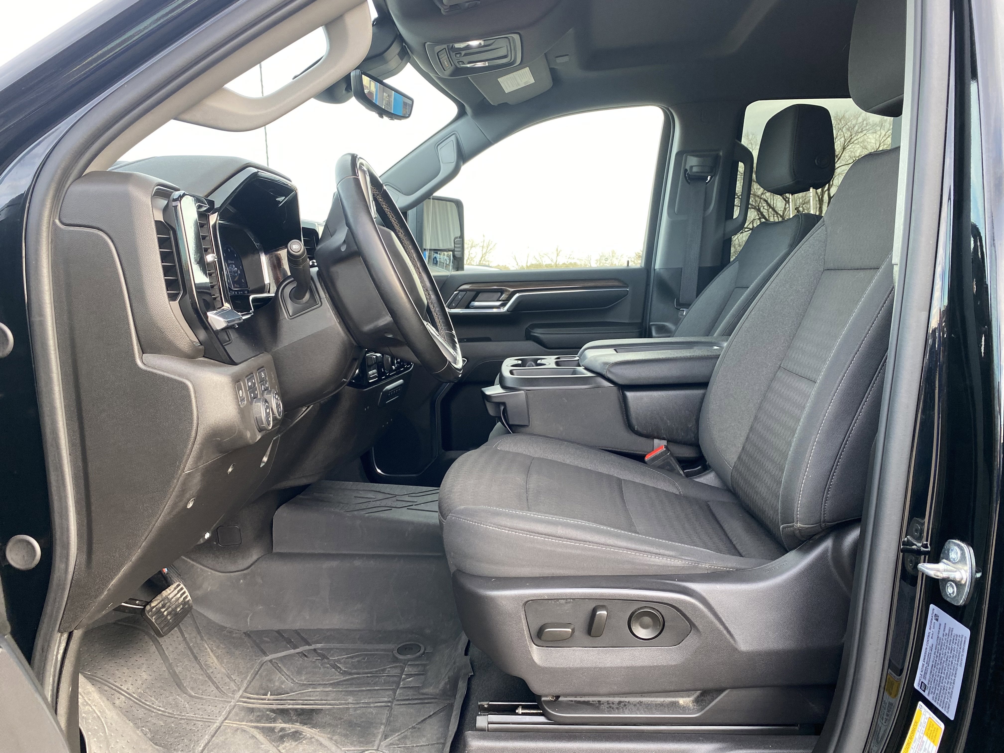 2024 Chevrolet Silverado 3500 HD LT DRW