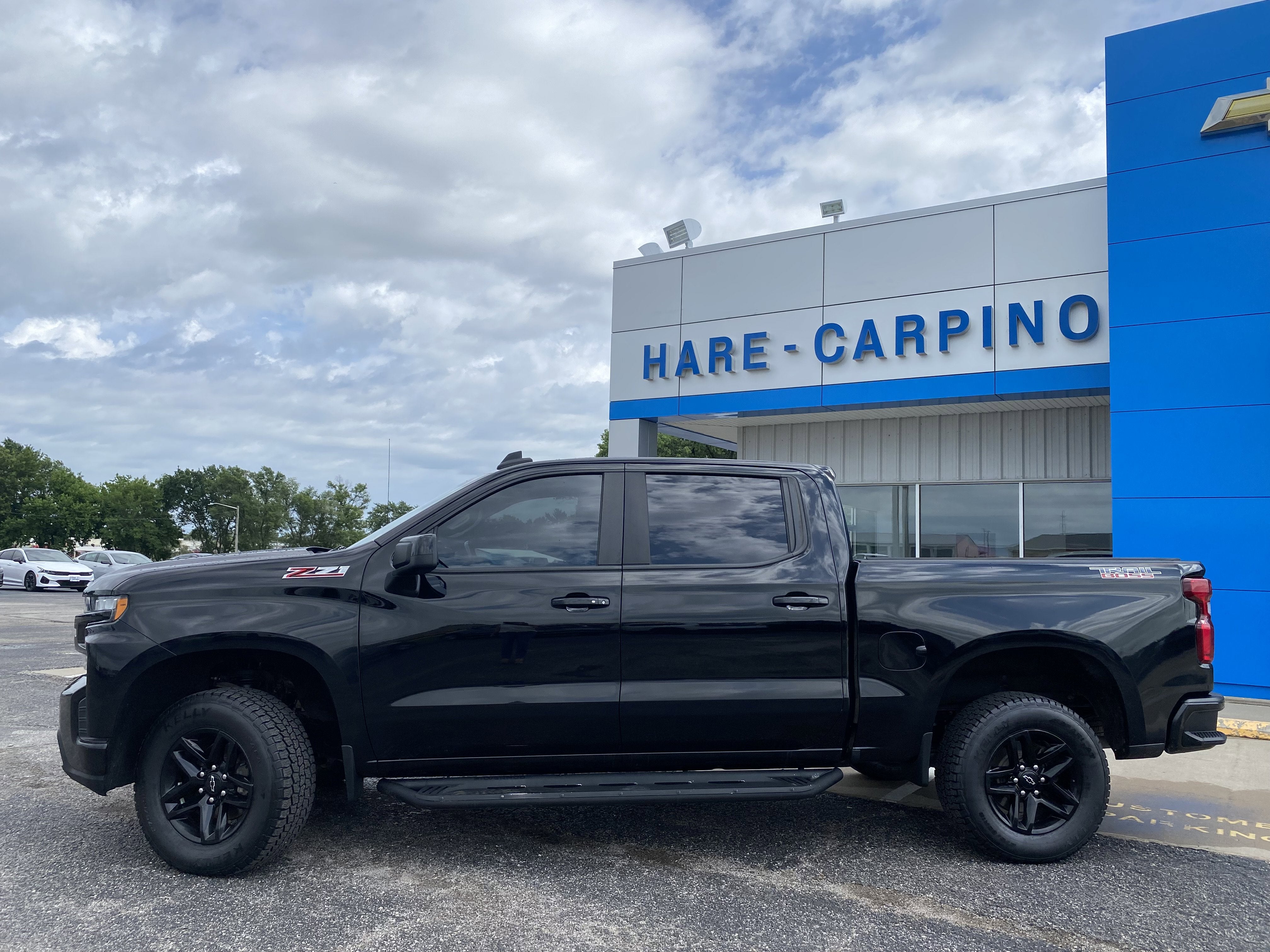 Used 2020 Chevrolet Silverado 1500 LT Trail Boss with VIN 1GCPYFEDXLZ307178 for sale in Kansas City