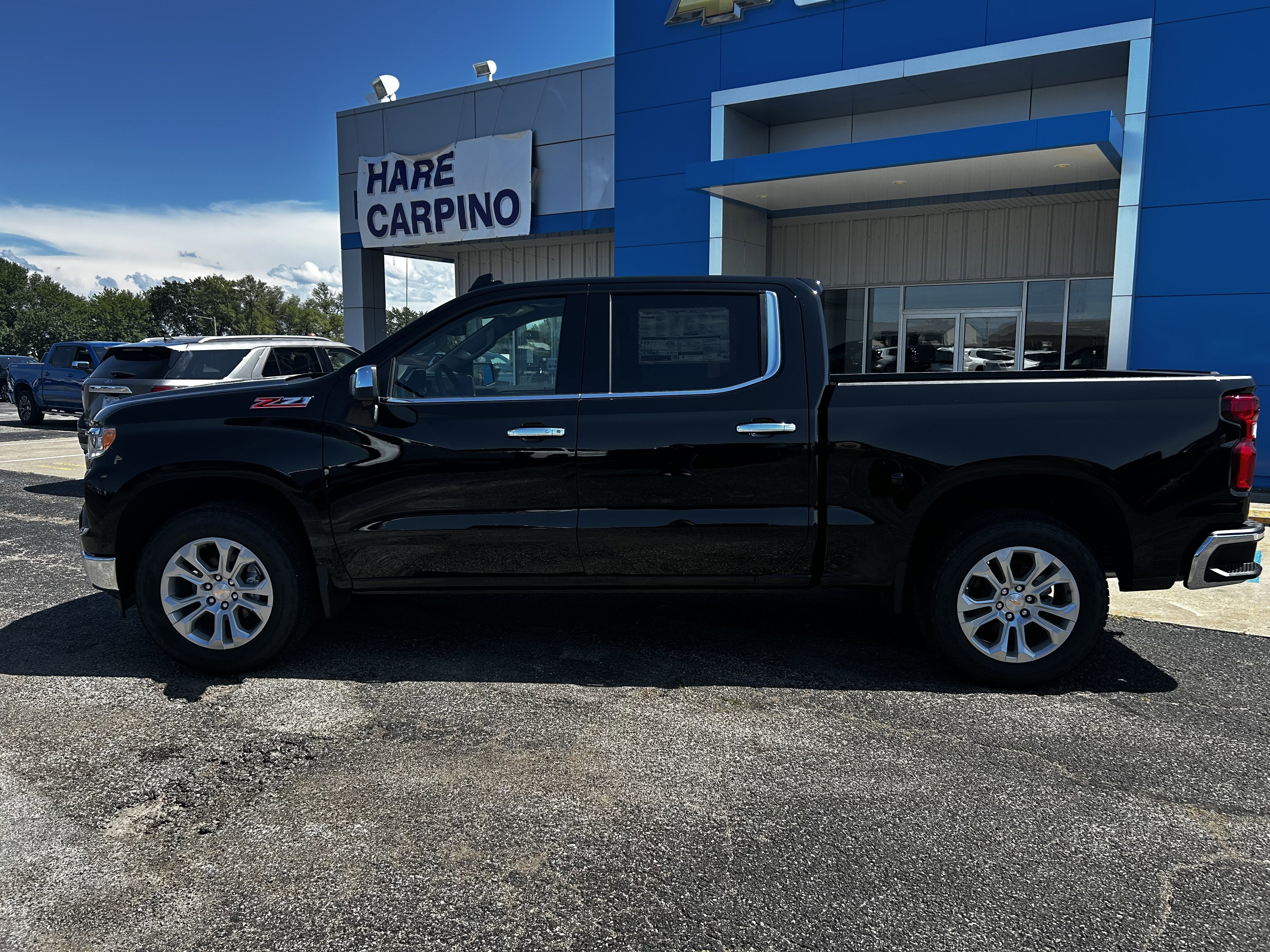 2025 Chevrolet Silverado 1500 LTZ