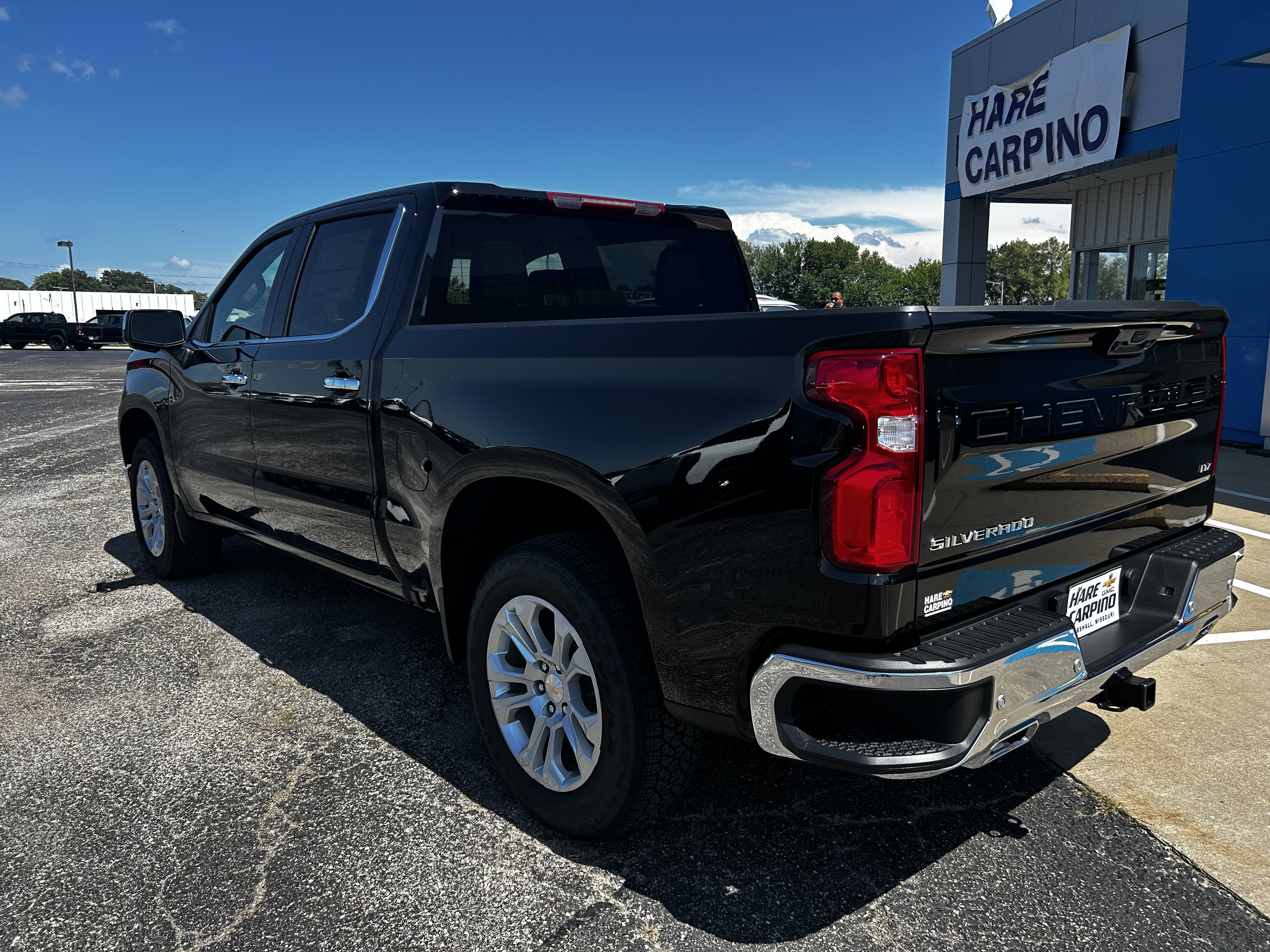 2025 Chevrolet Silverado 1500 LTZ