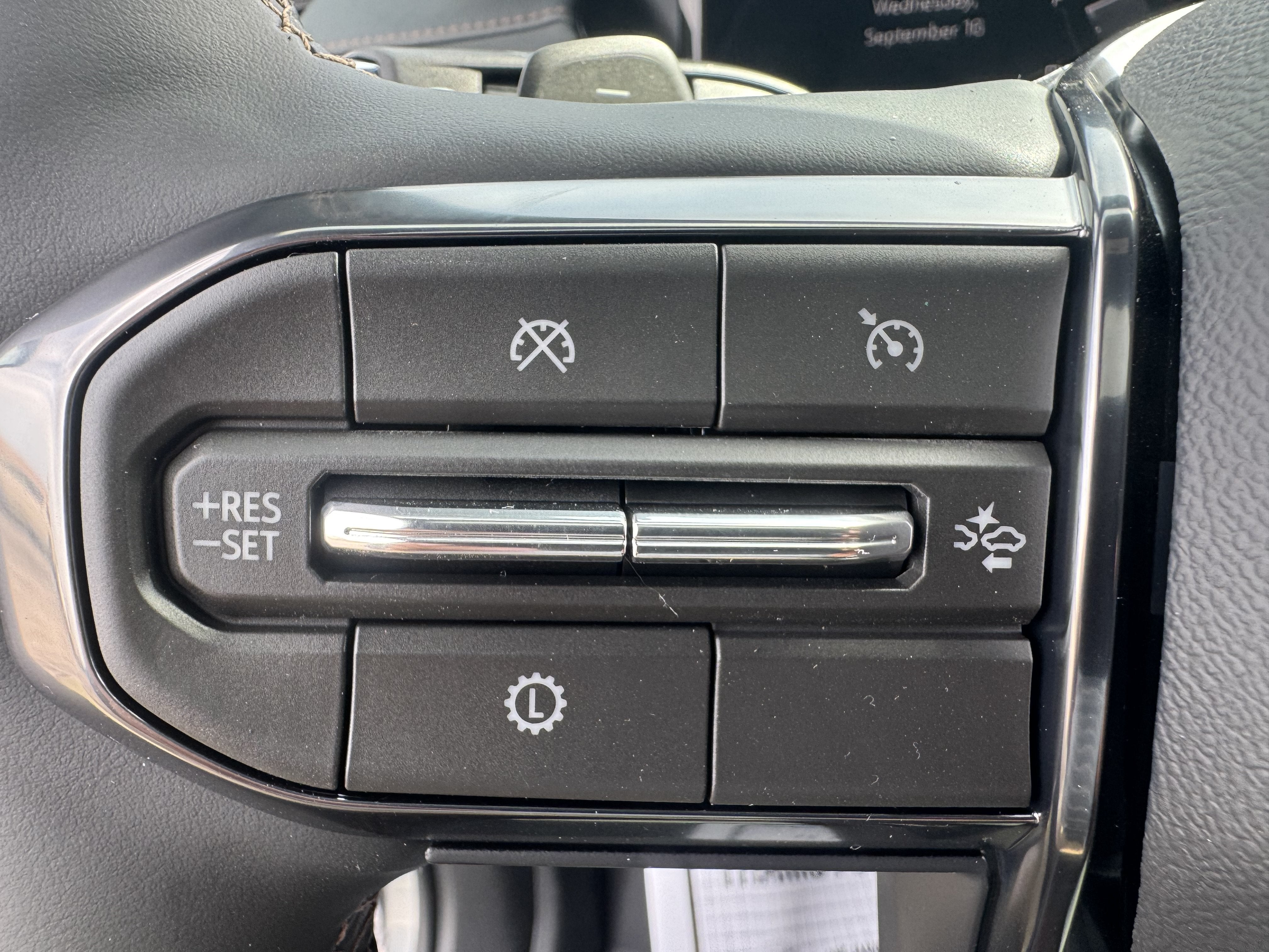 2027 GMC Acadia AT4