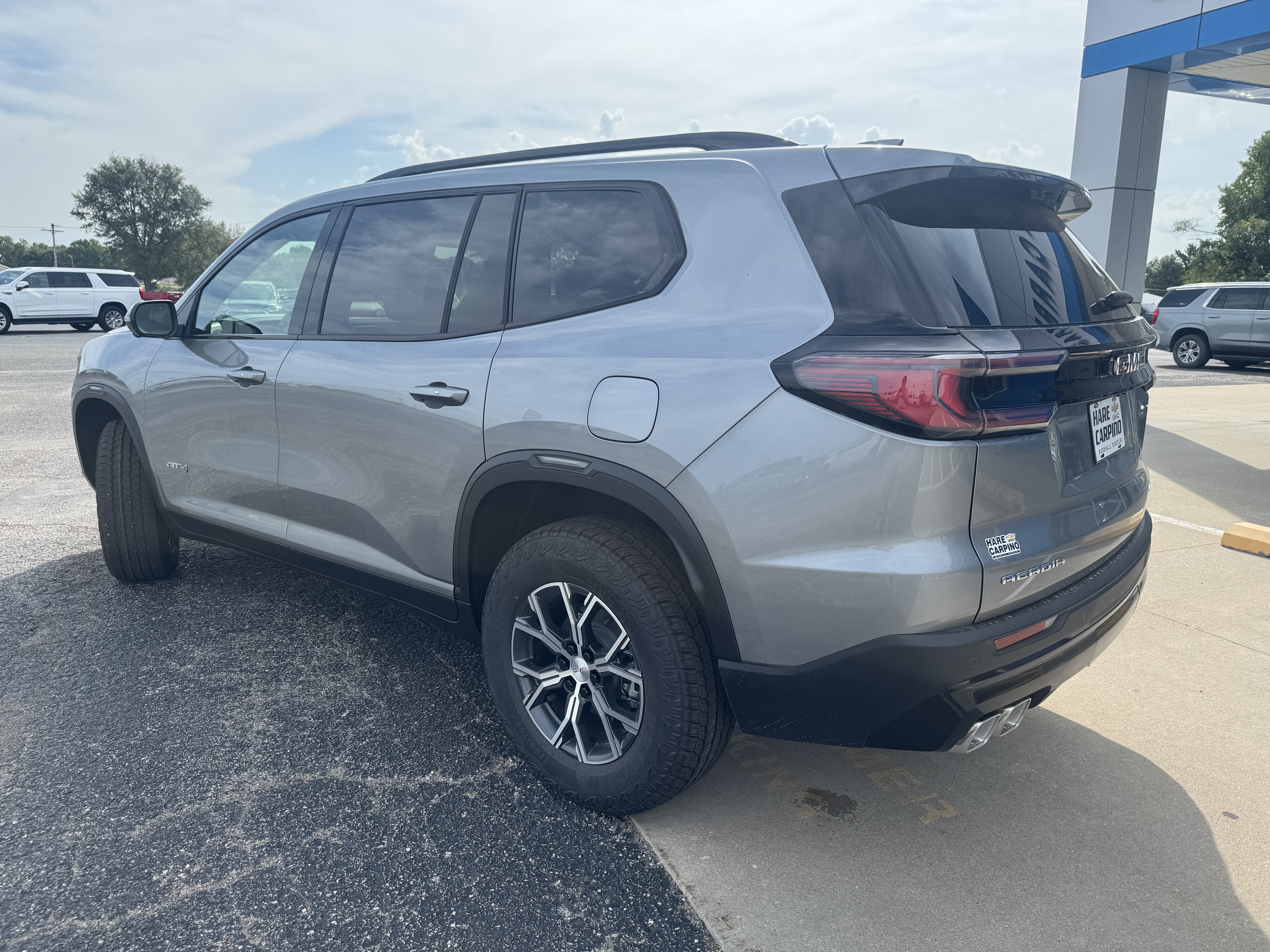 2027 GMC Acadia AT4