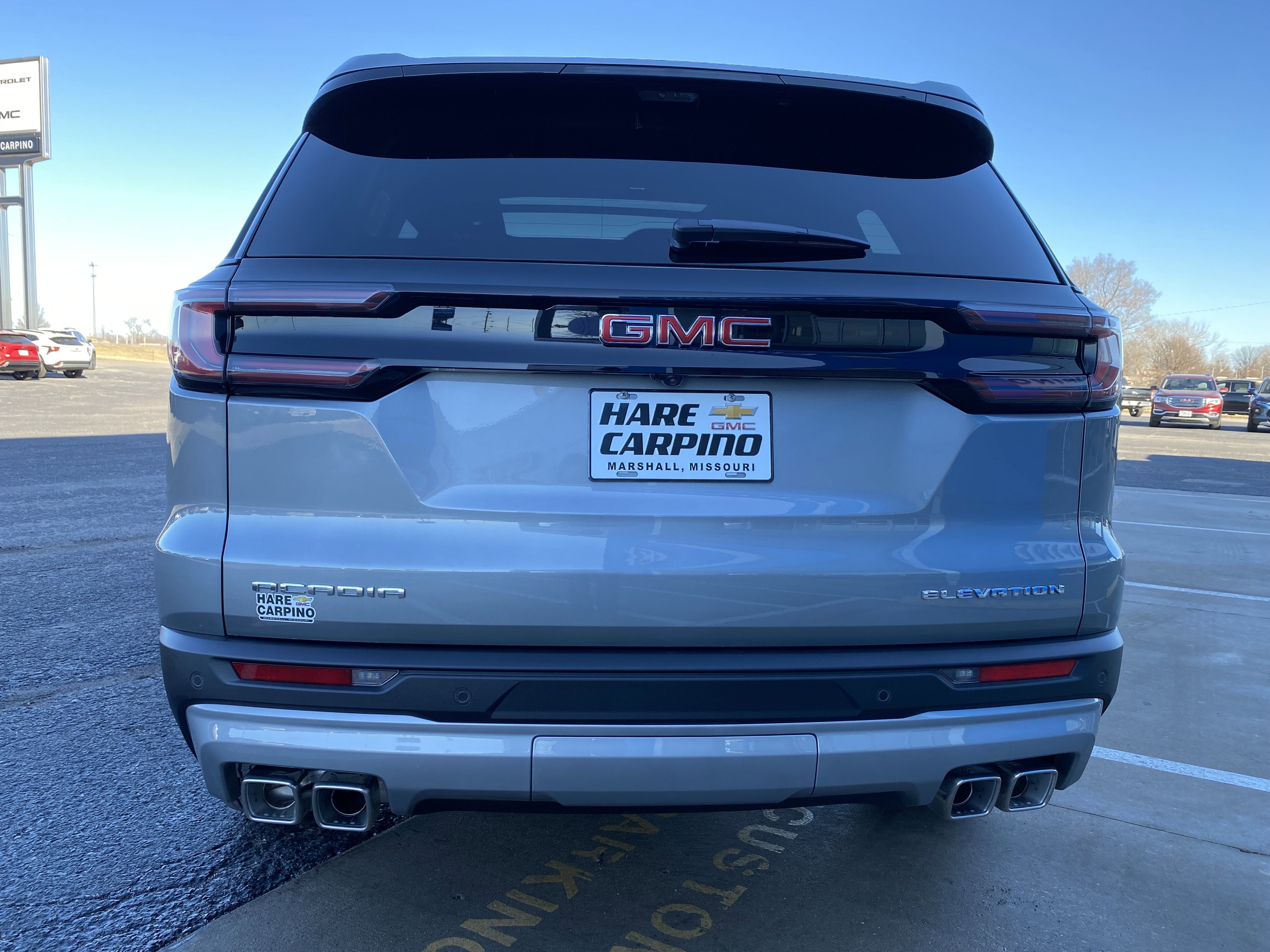 2026 GMC Acadia Elevation