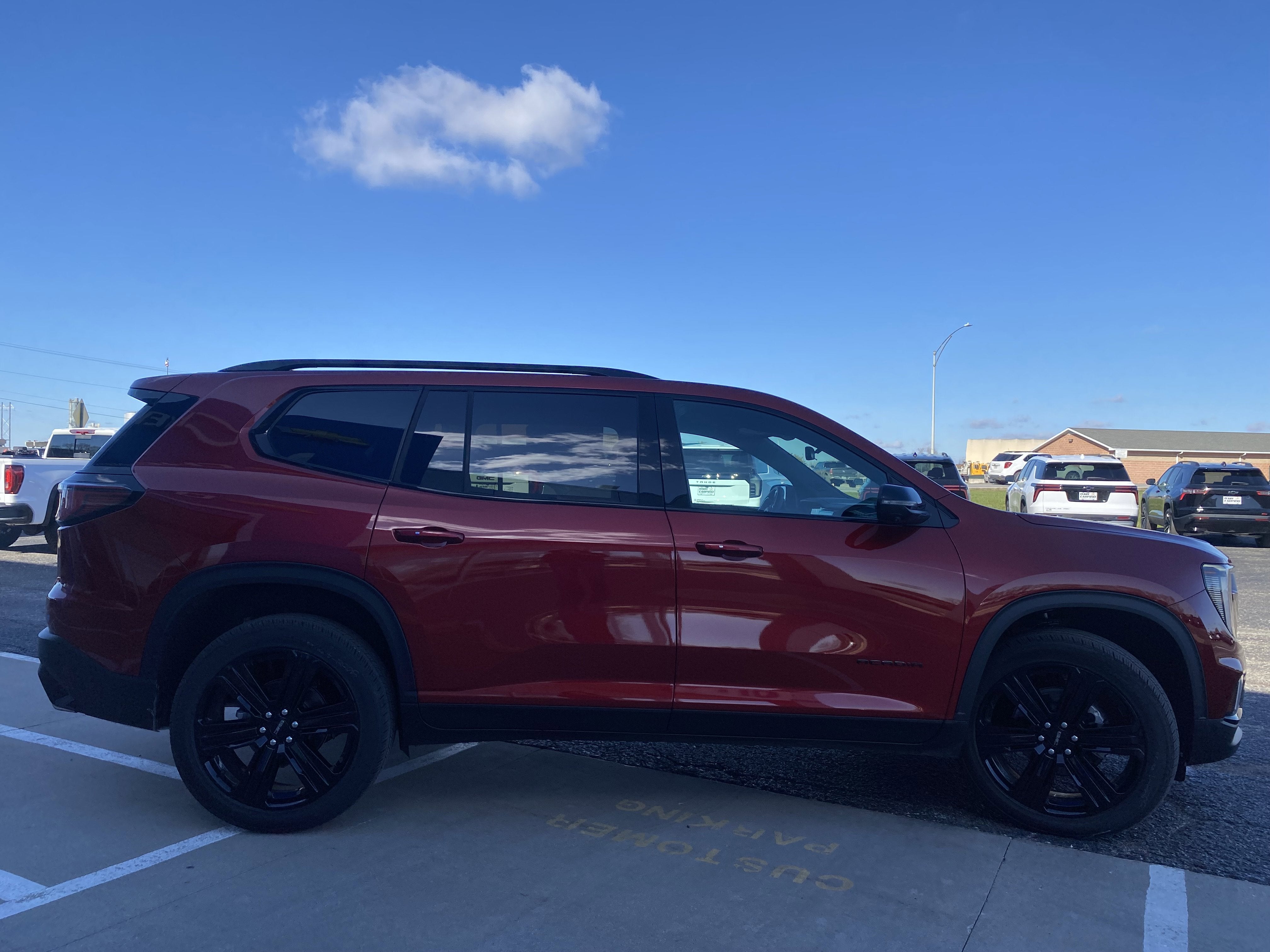 2026 GMC Acadia Elevation