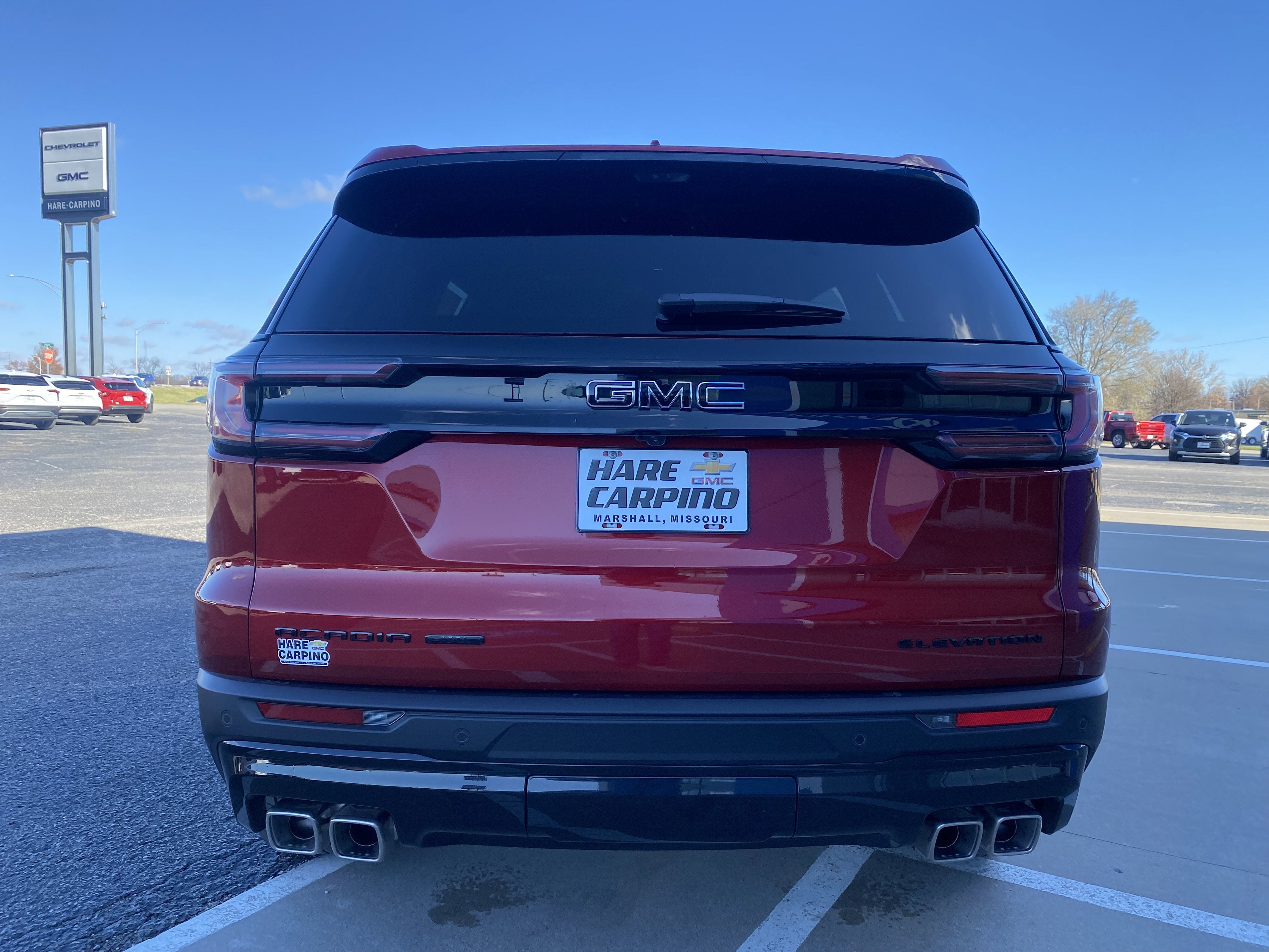 2026 GMC Acadia Elevation