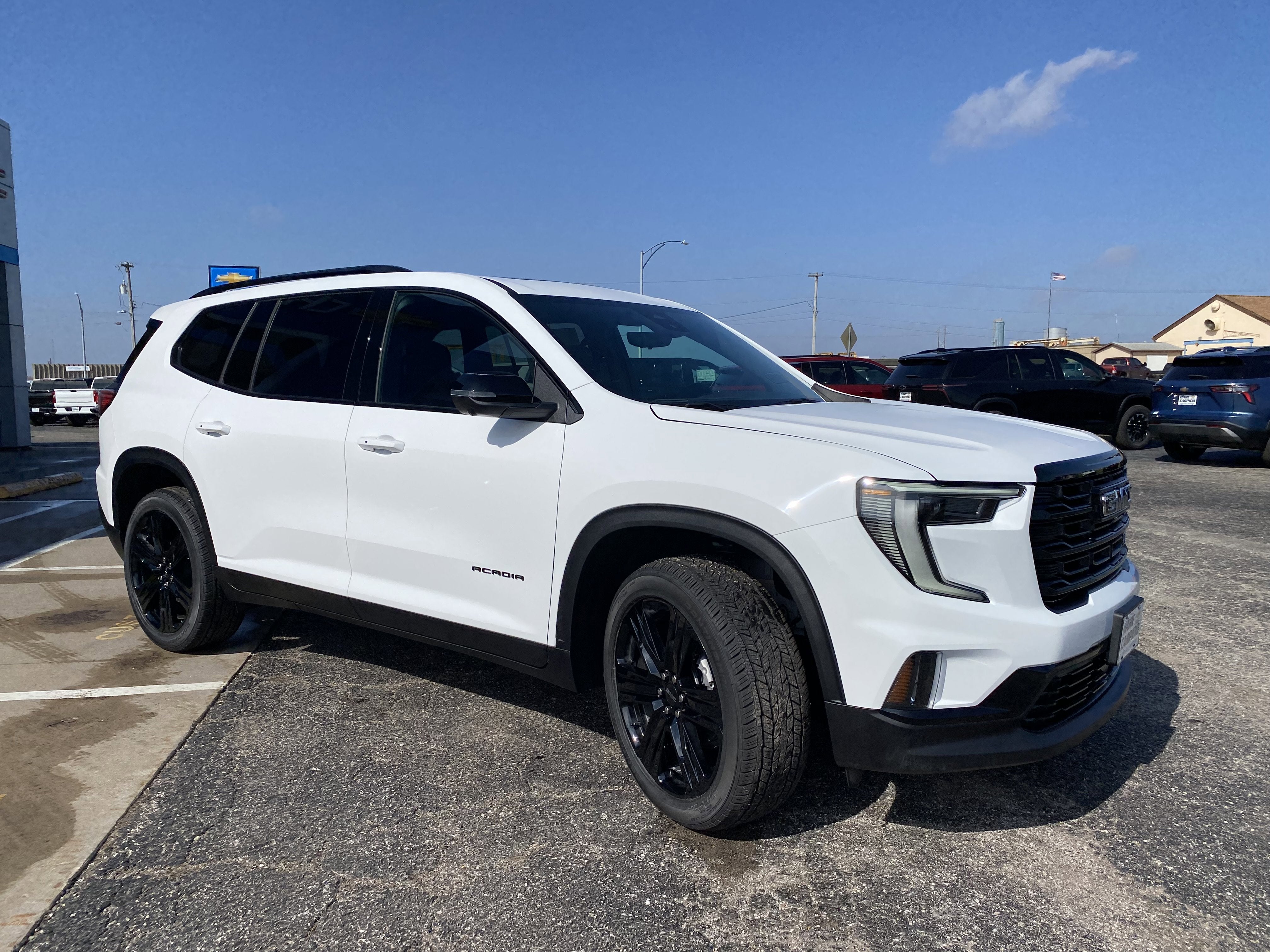 2026 GMC Acadia Elevation