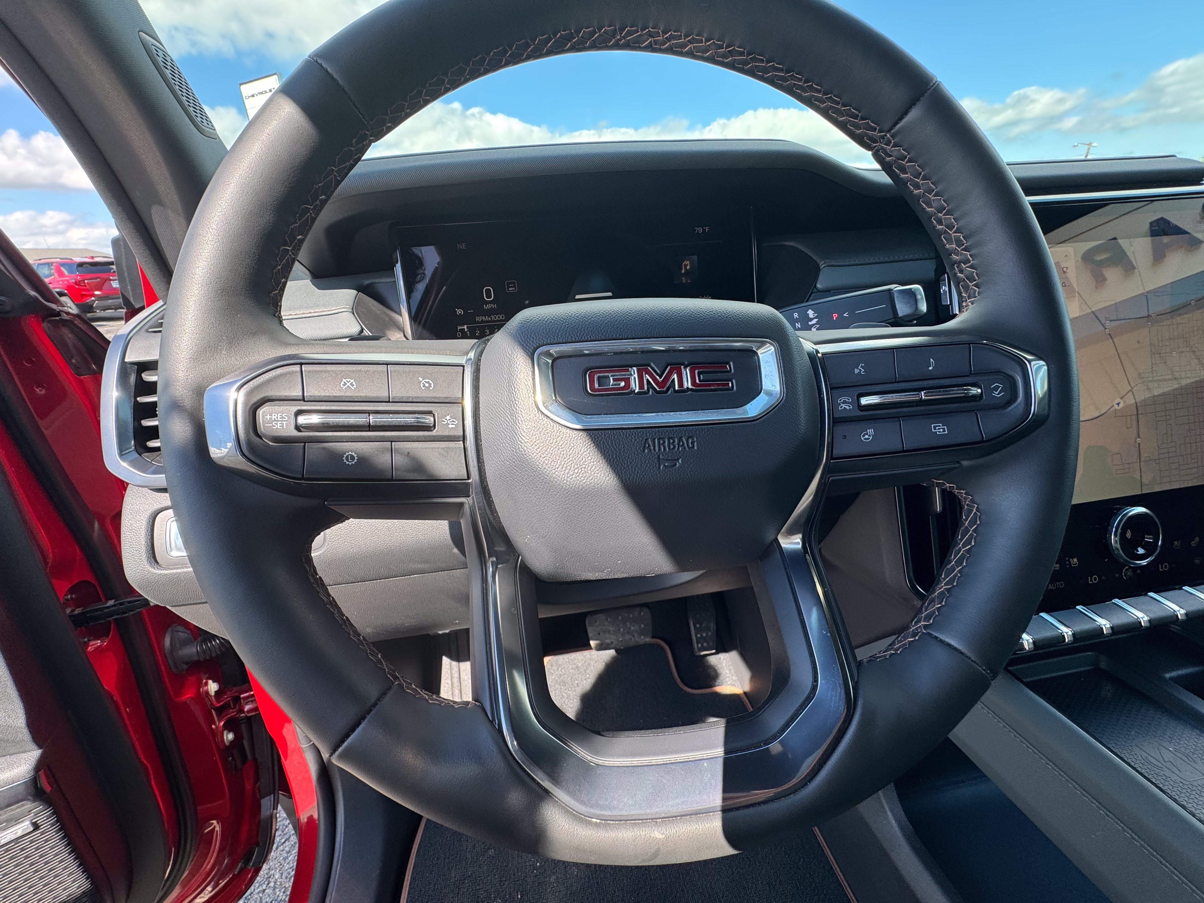2025 GMC Acadia AT4