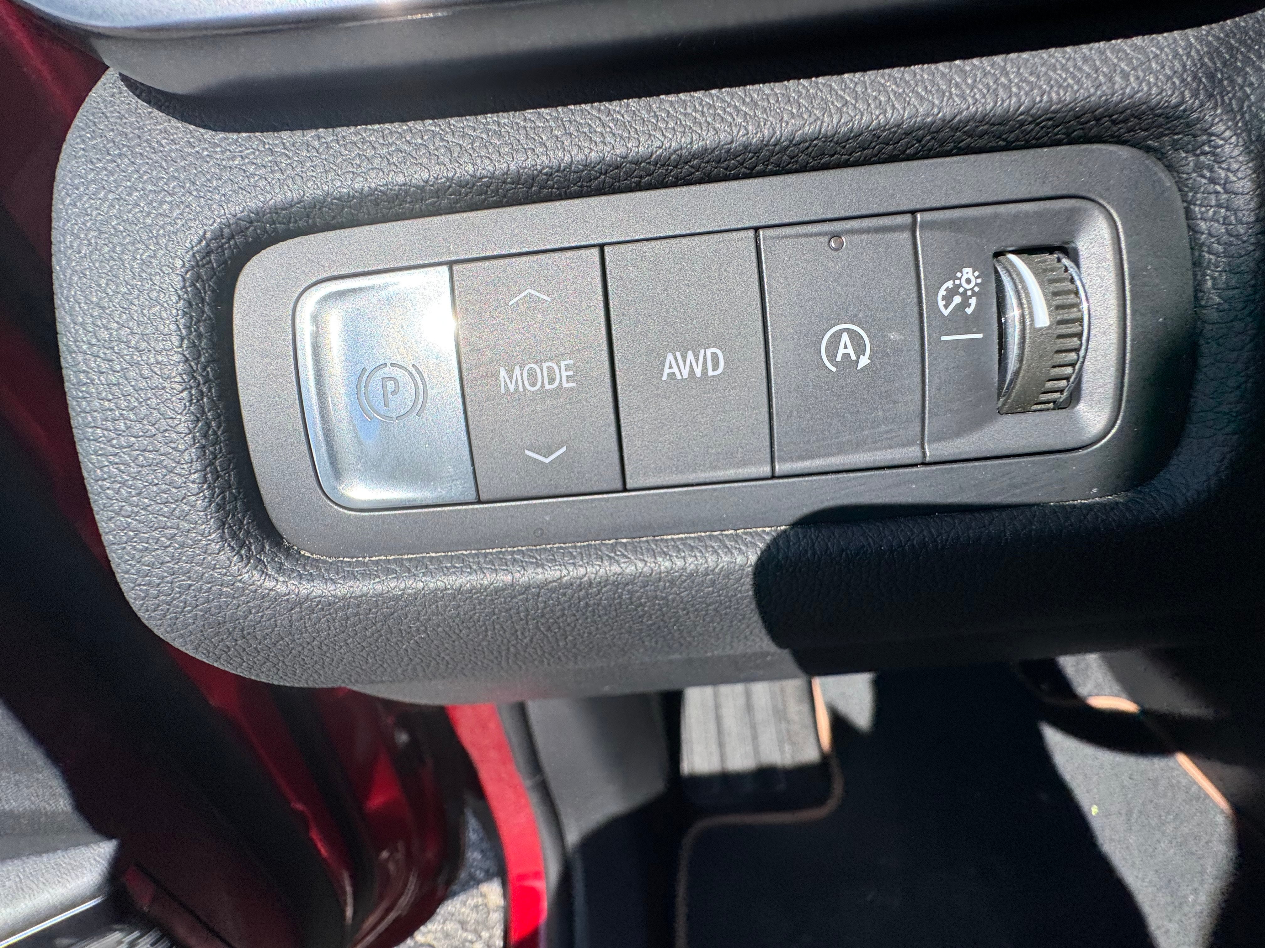 2025 GMC Acadia AT4