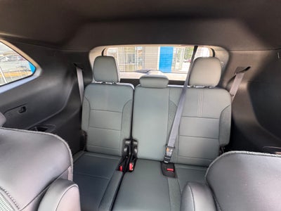 2025 GMC Acadia AT4