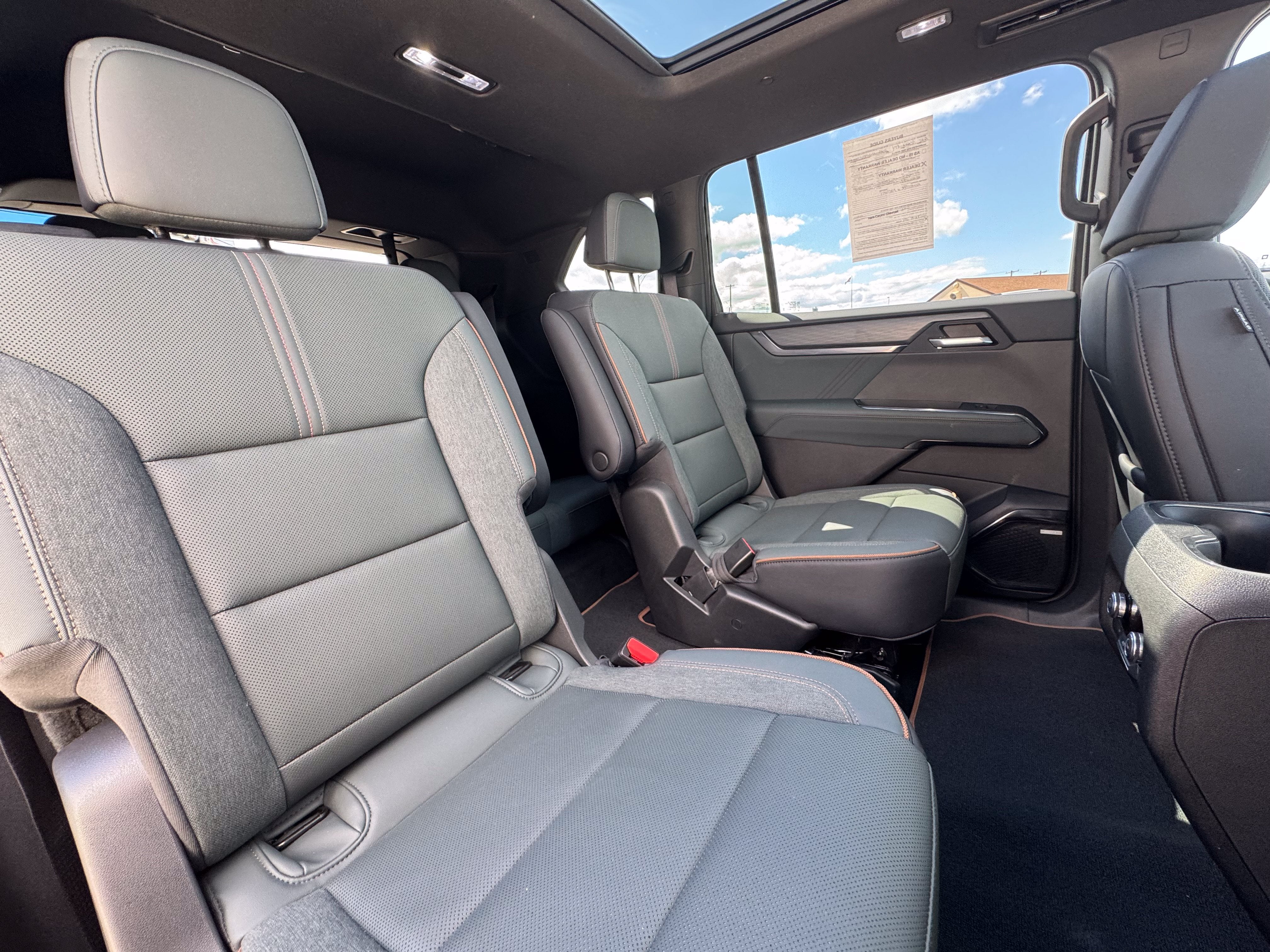 2025 GMC Acadia AT4