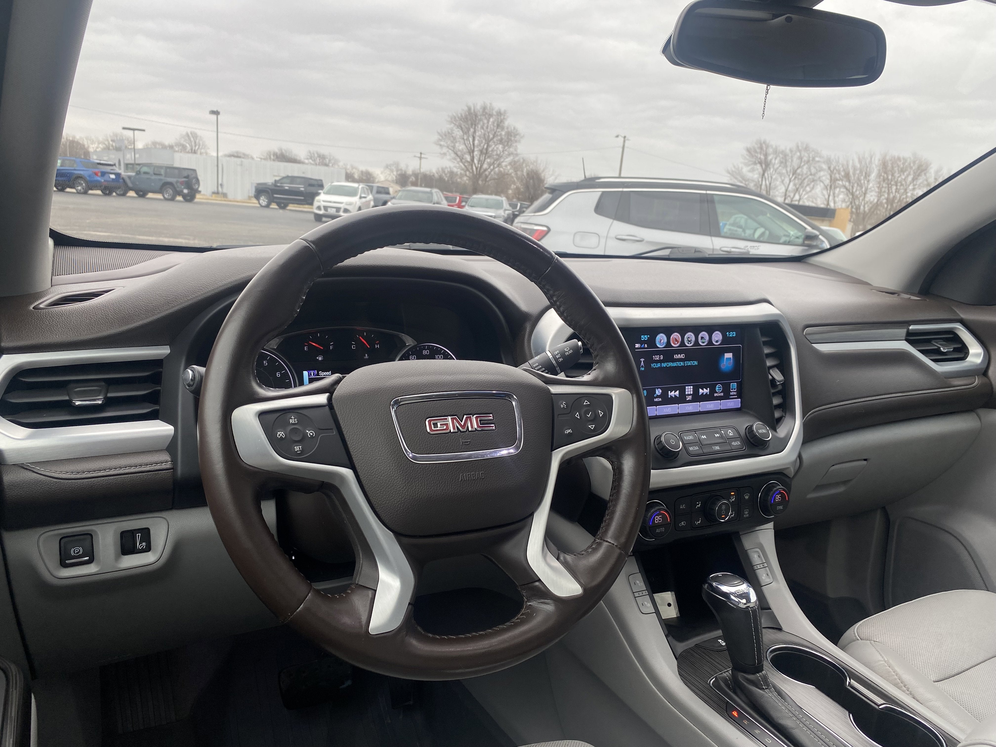 2018 GMC Acadia SLT