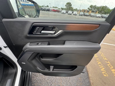 2025 GMC Yukon XL Denali