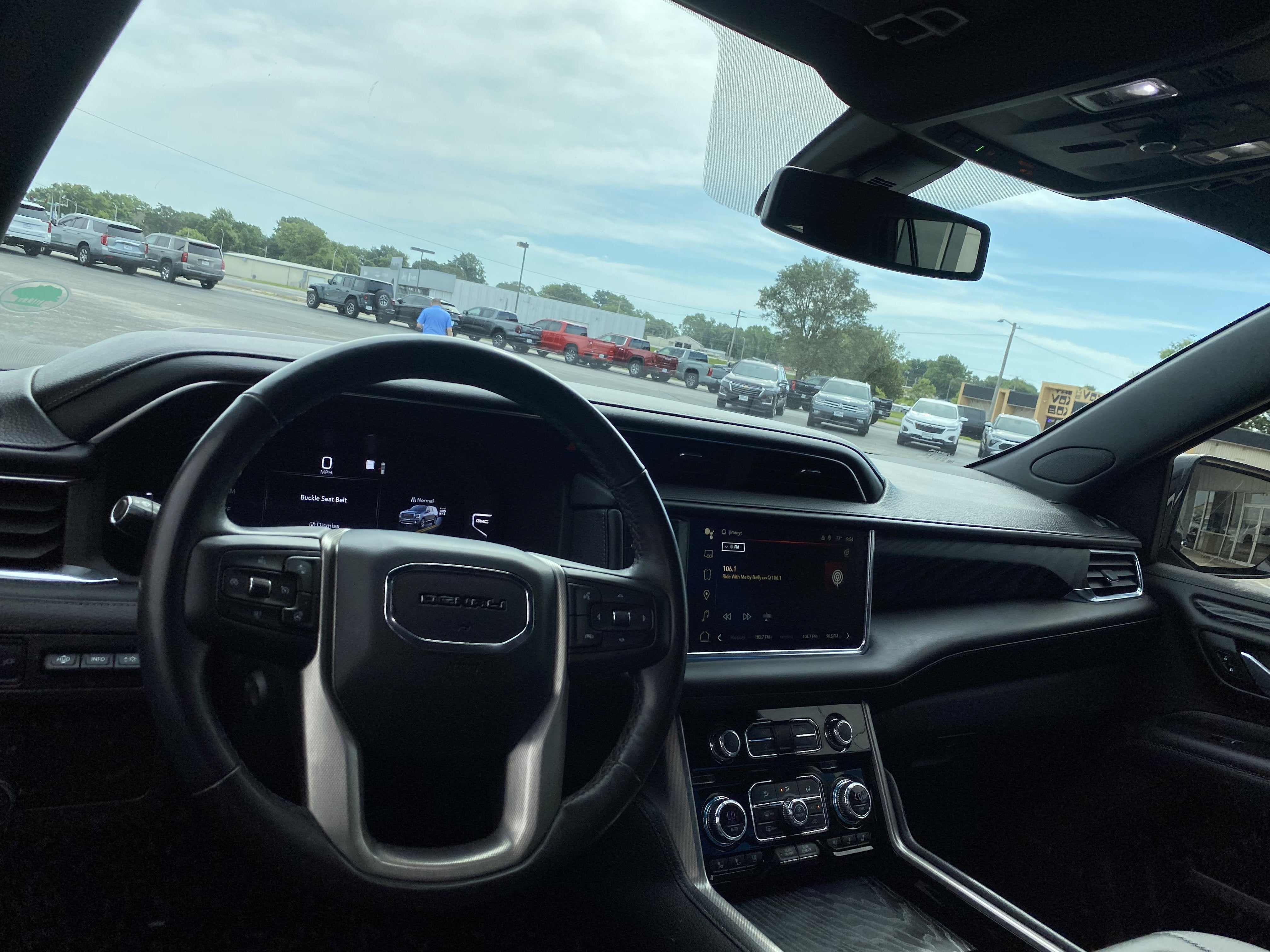 2025 GMC Yukon XL Denali