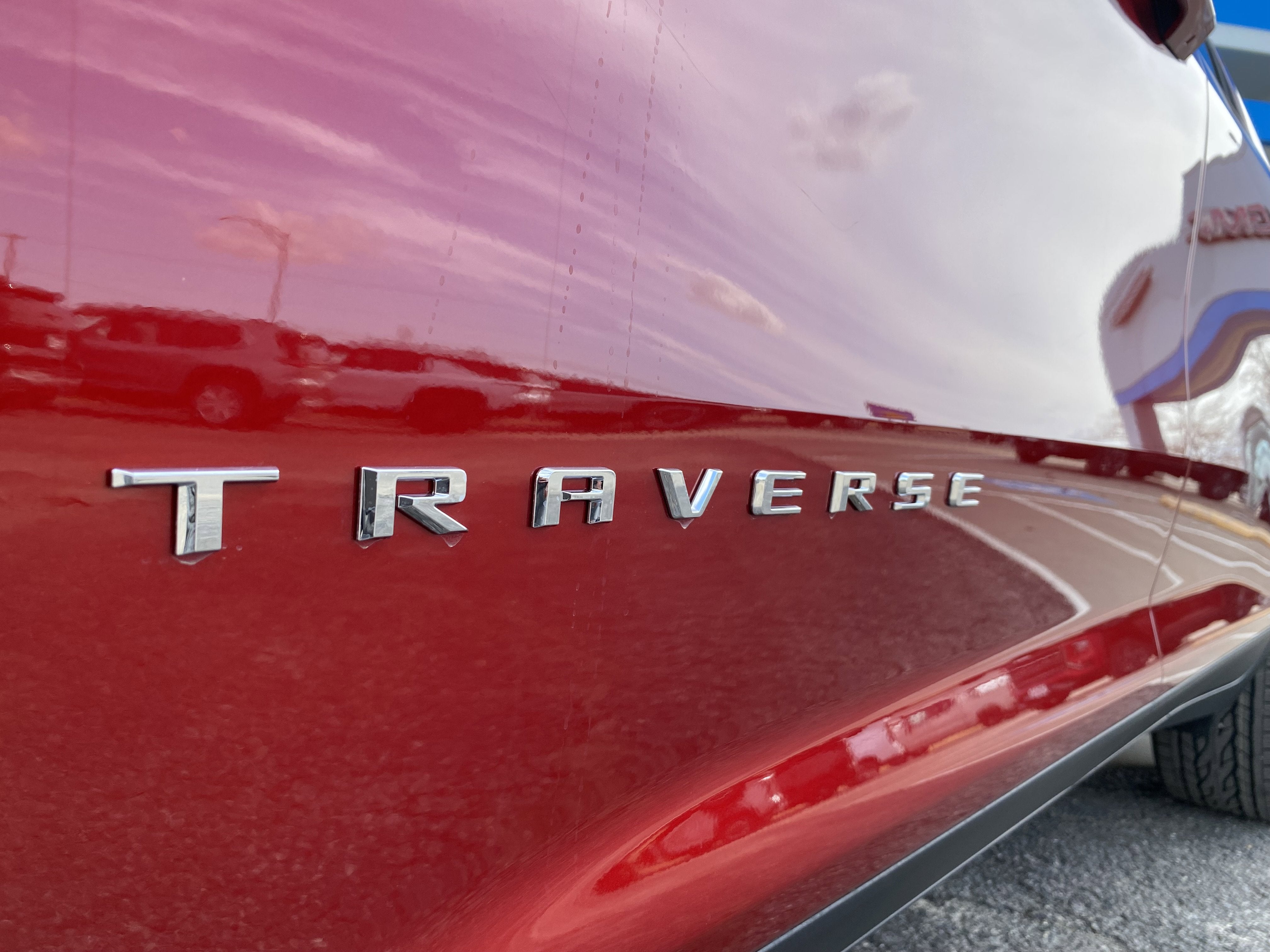 2026 Chevrolet Traverse LT
