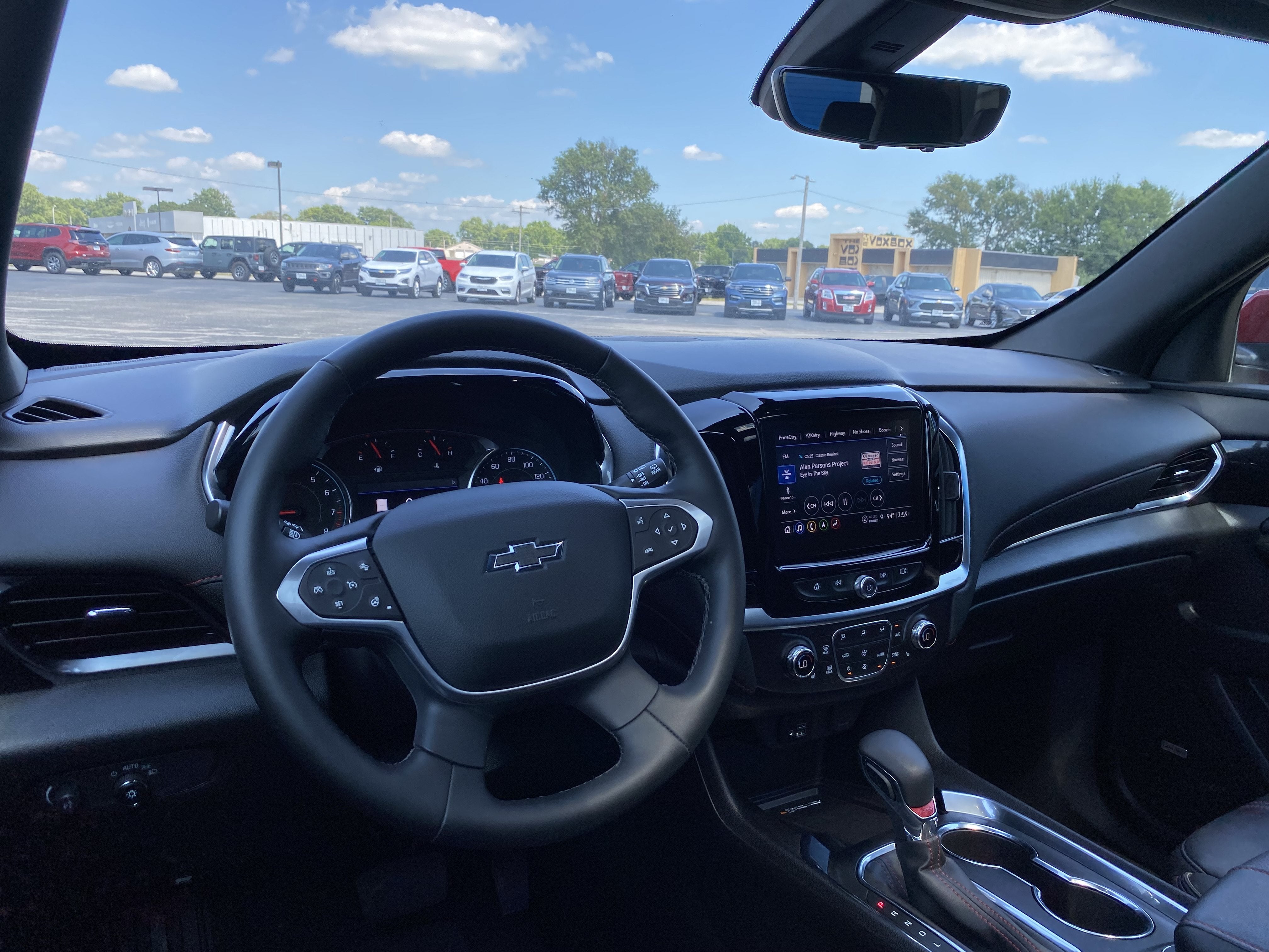 2023 Chevrolet Traverse RS