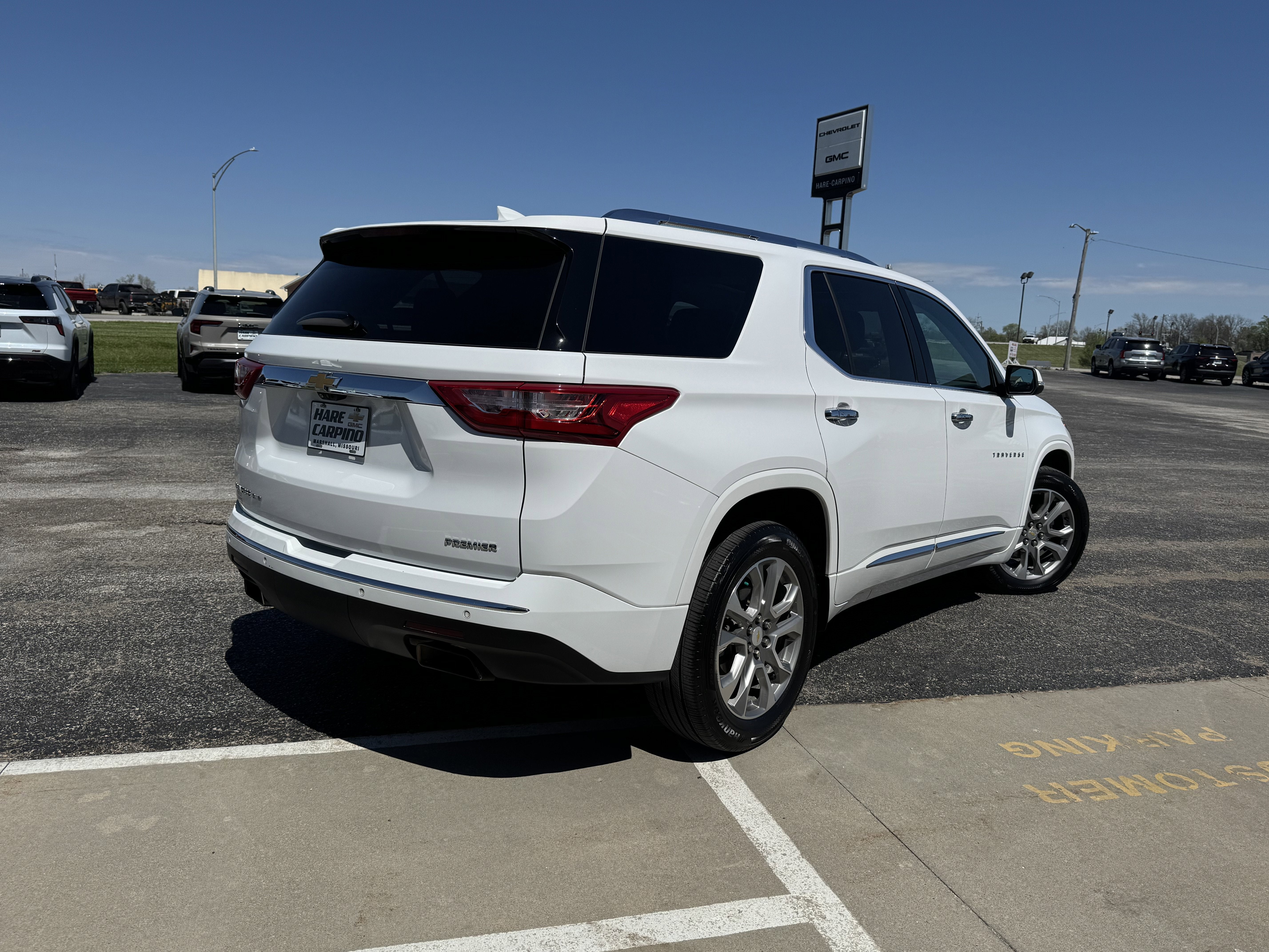 2021 Chevrolet Traverse Premier