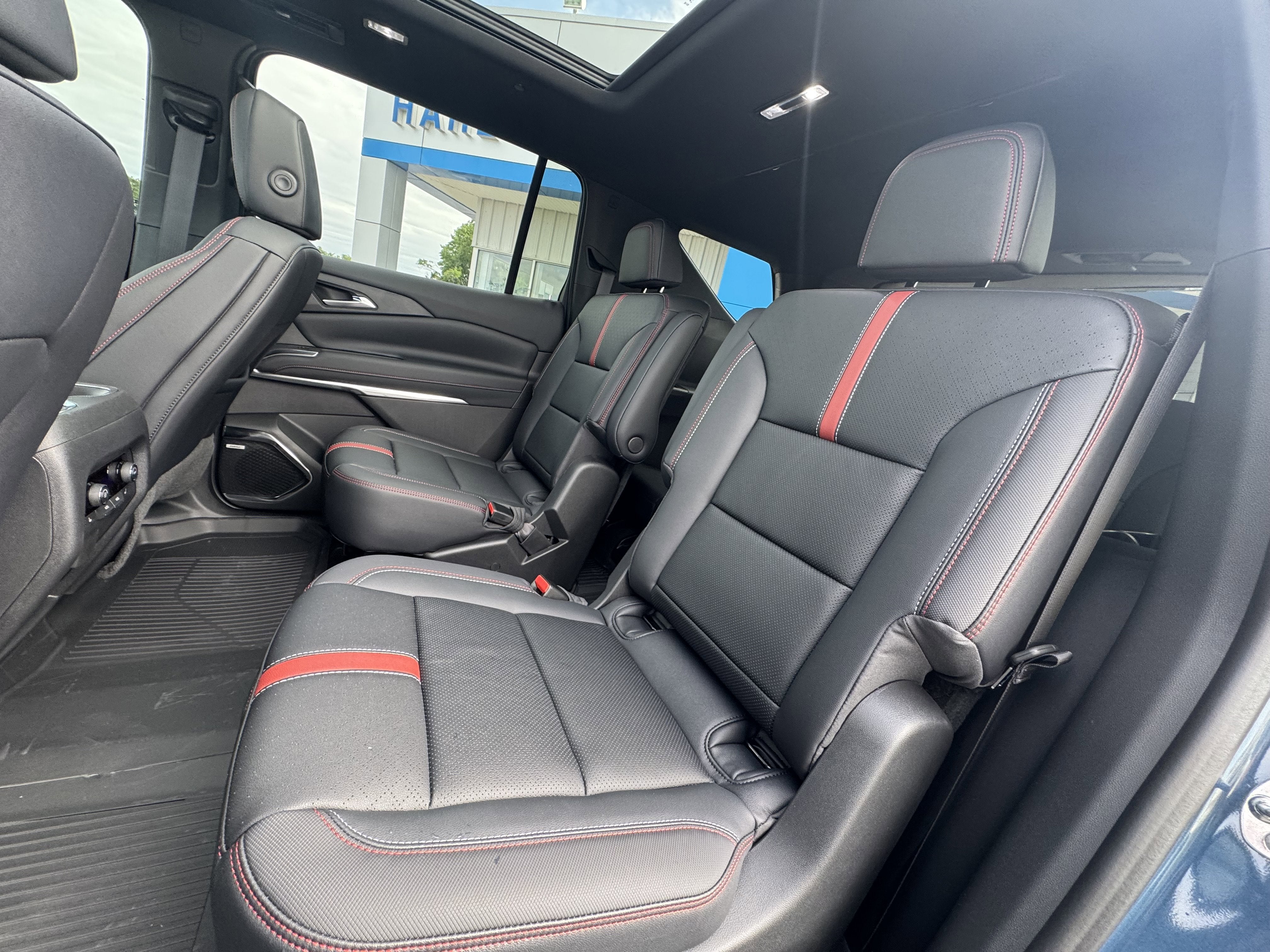 2026 Chevrolet Traverse RS - Photo 19