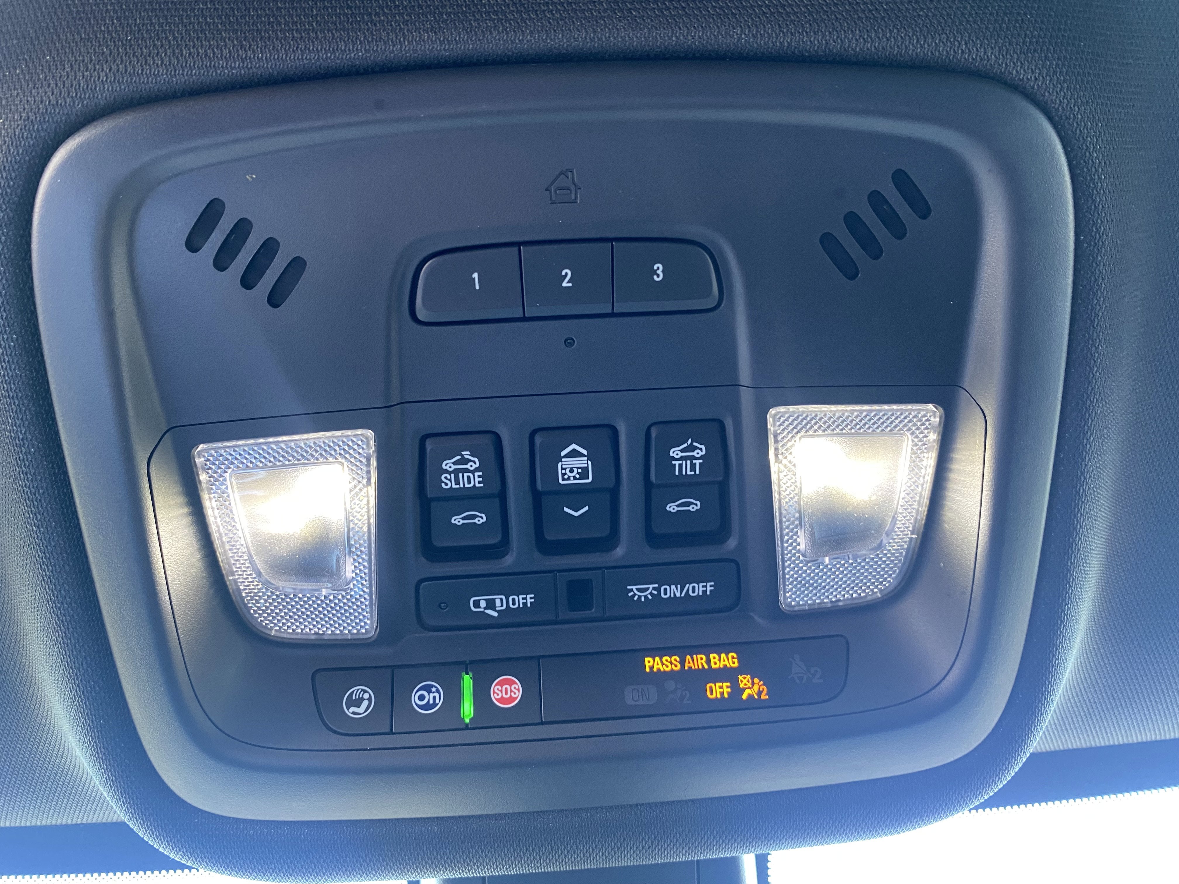 2023 Chevrolet Traverse High Country