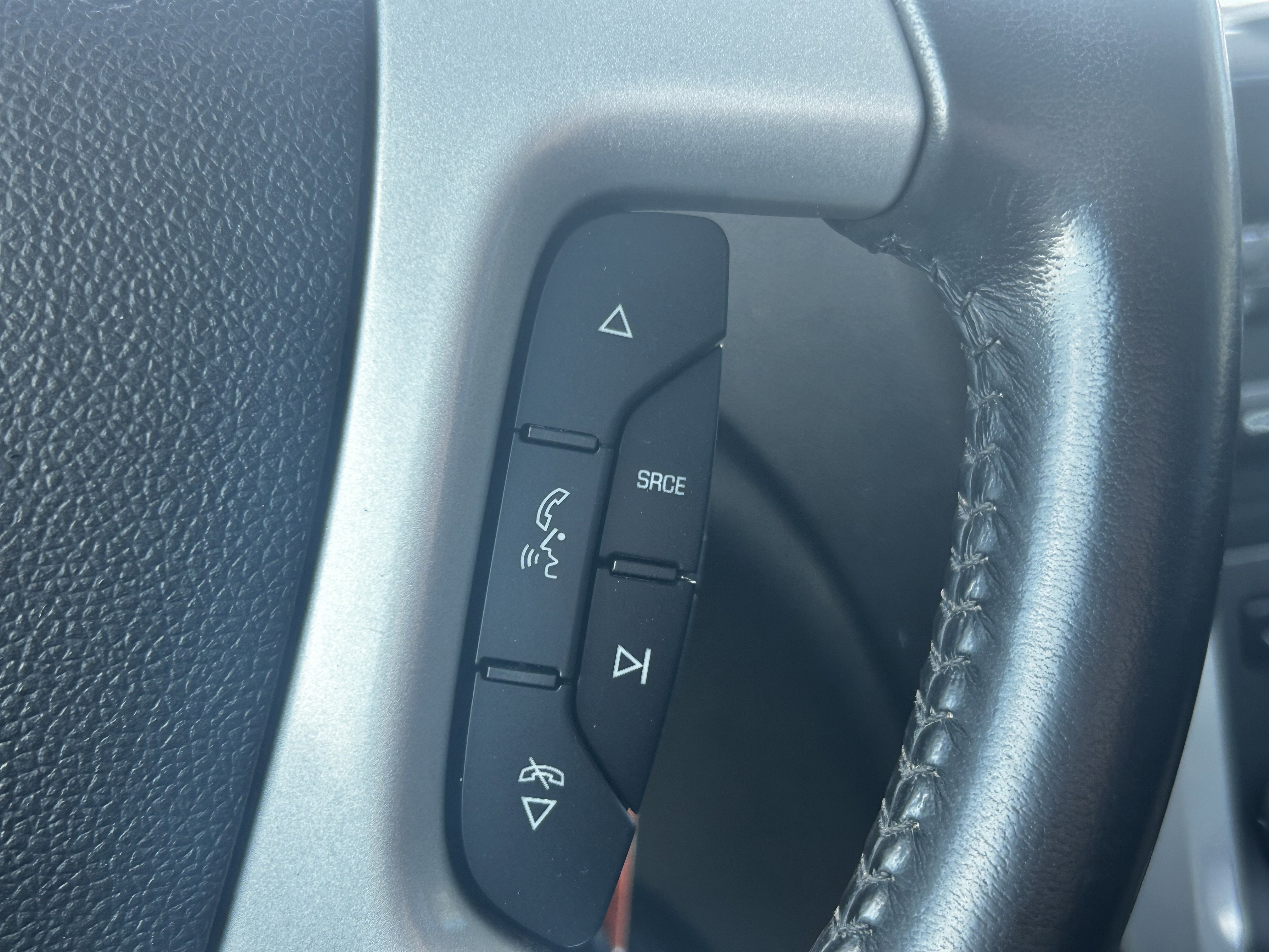 2011 Chevrolet Traverse LT w/1LT