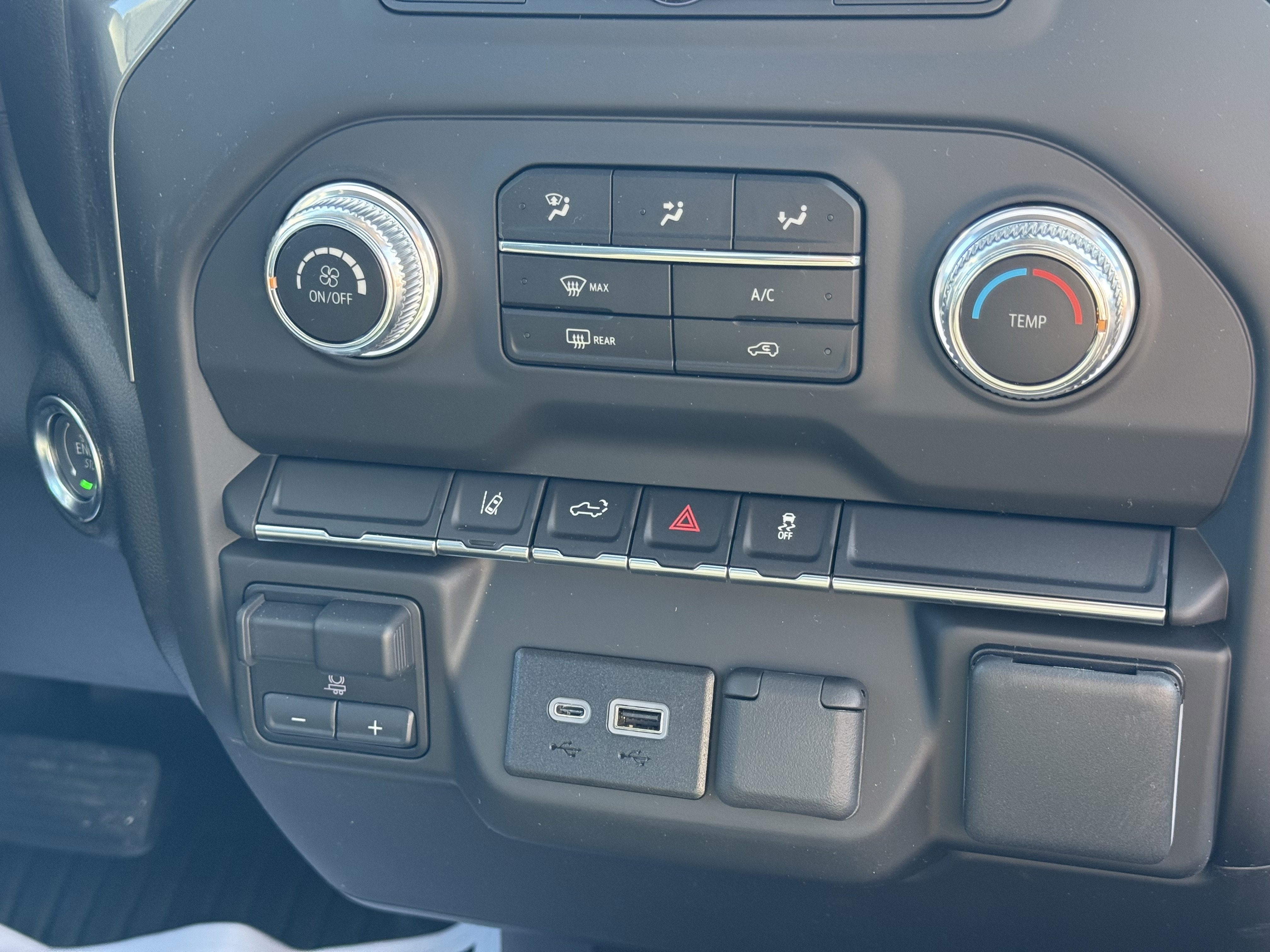 2025 GMC Sierra 2500 HD Pro