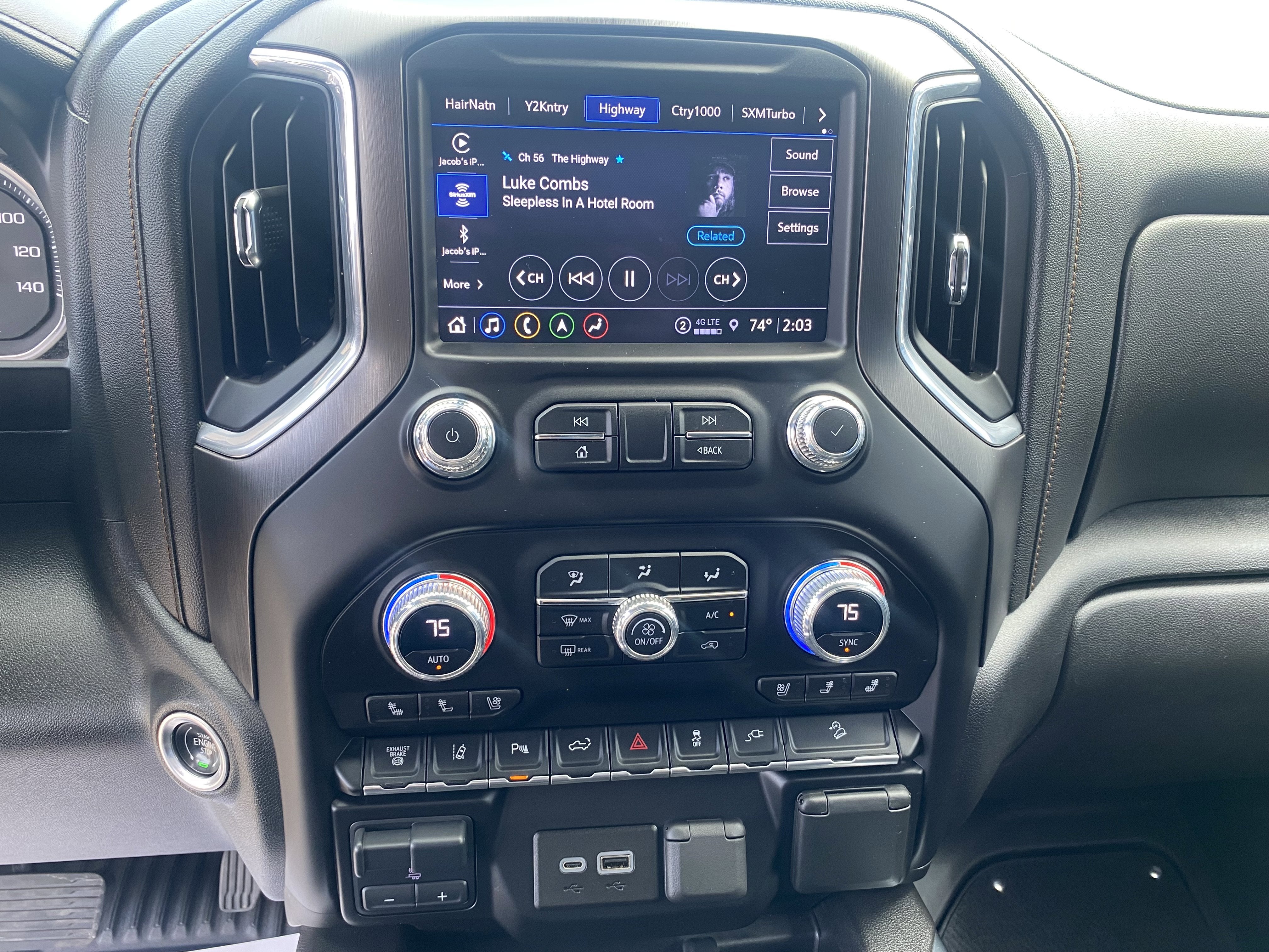 2023 GMC Sierra 2500 HD AT4