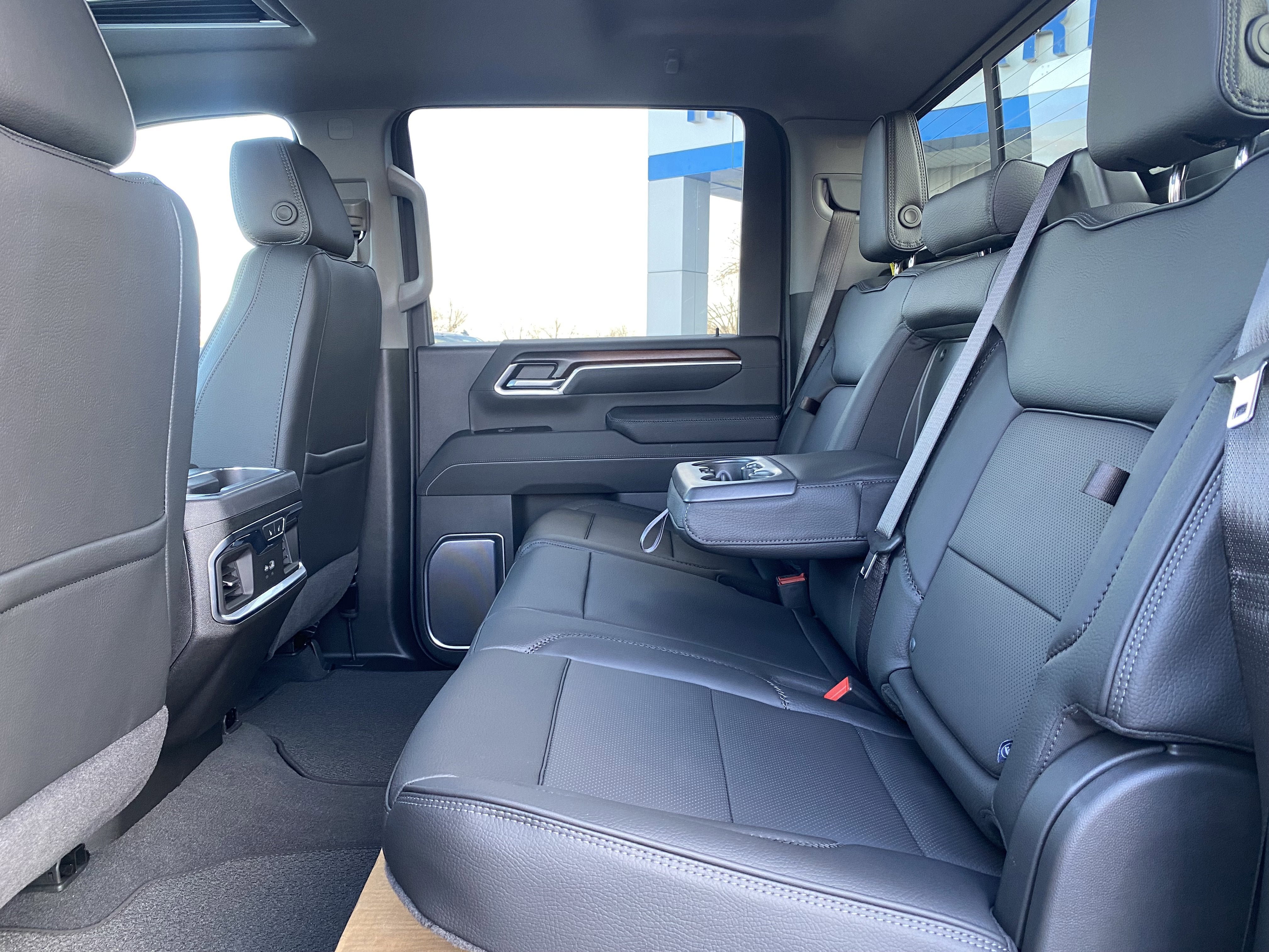 2026 GMC Sierra 3500 HD Denali DRW