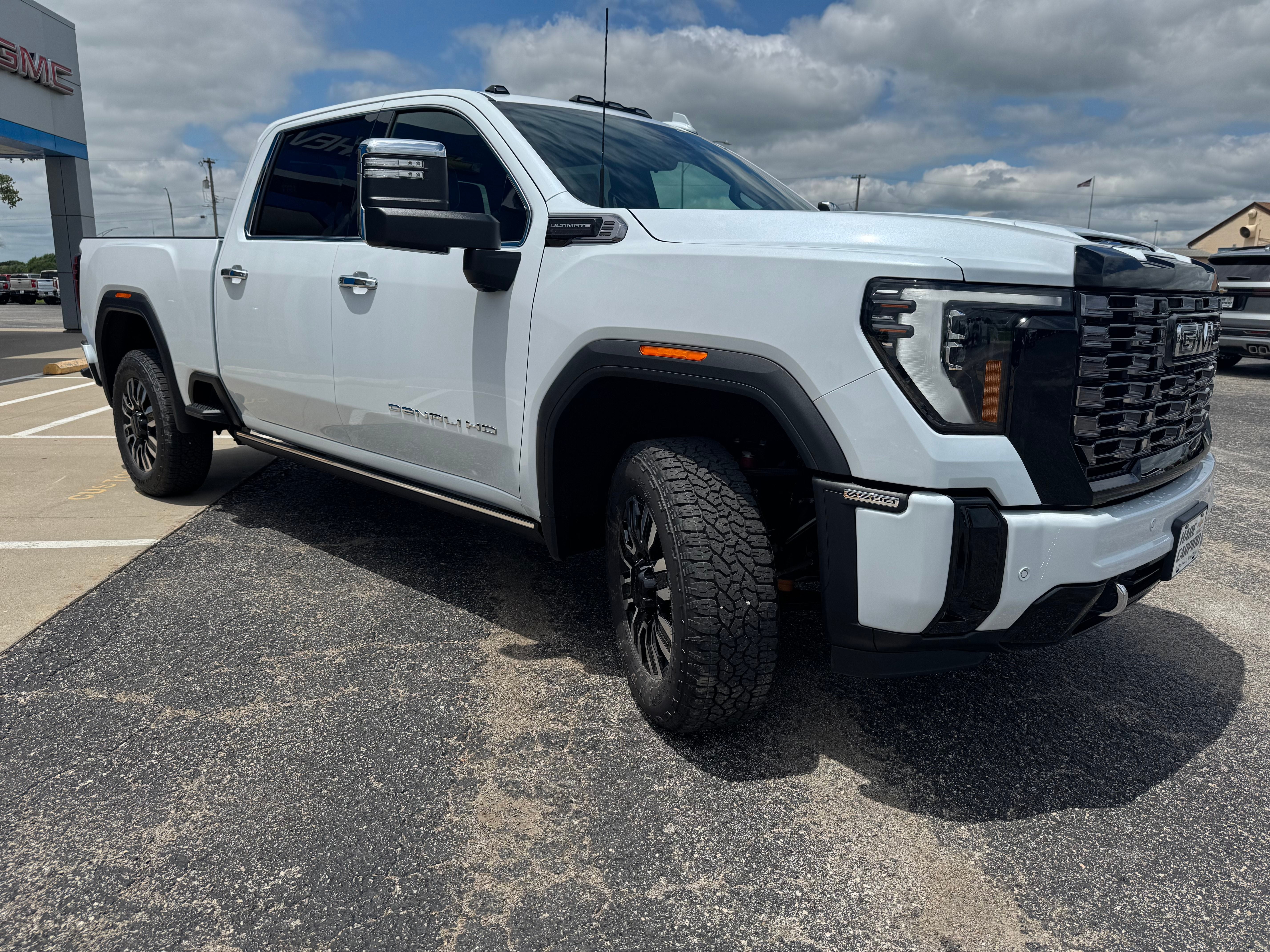 2026 GMC Sierra 2500 HD Denali Ultimate