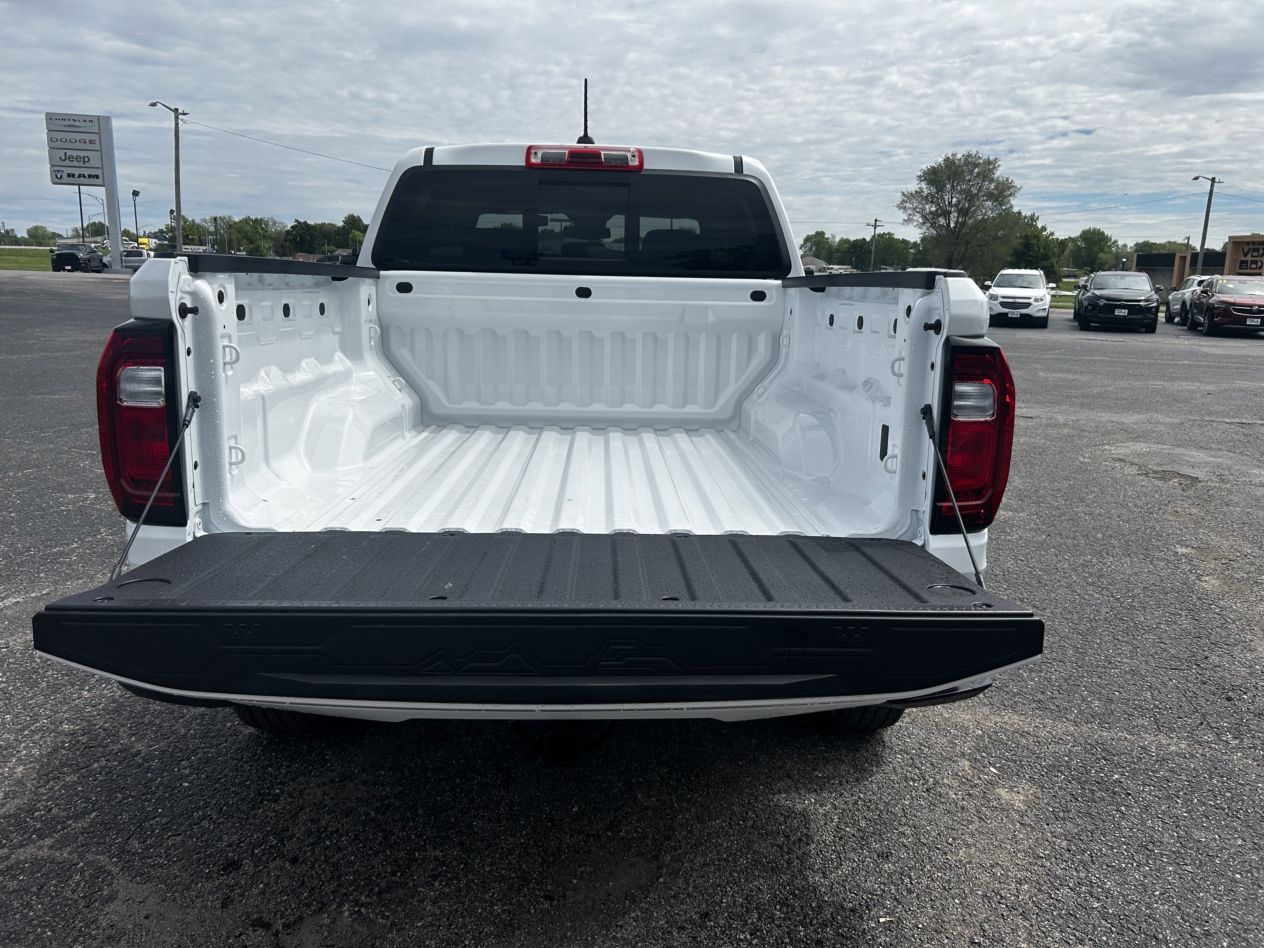 2025 GMC Canyon Elevation