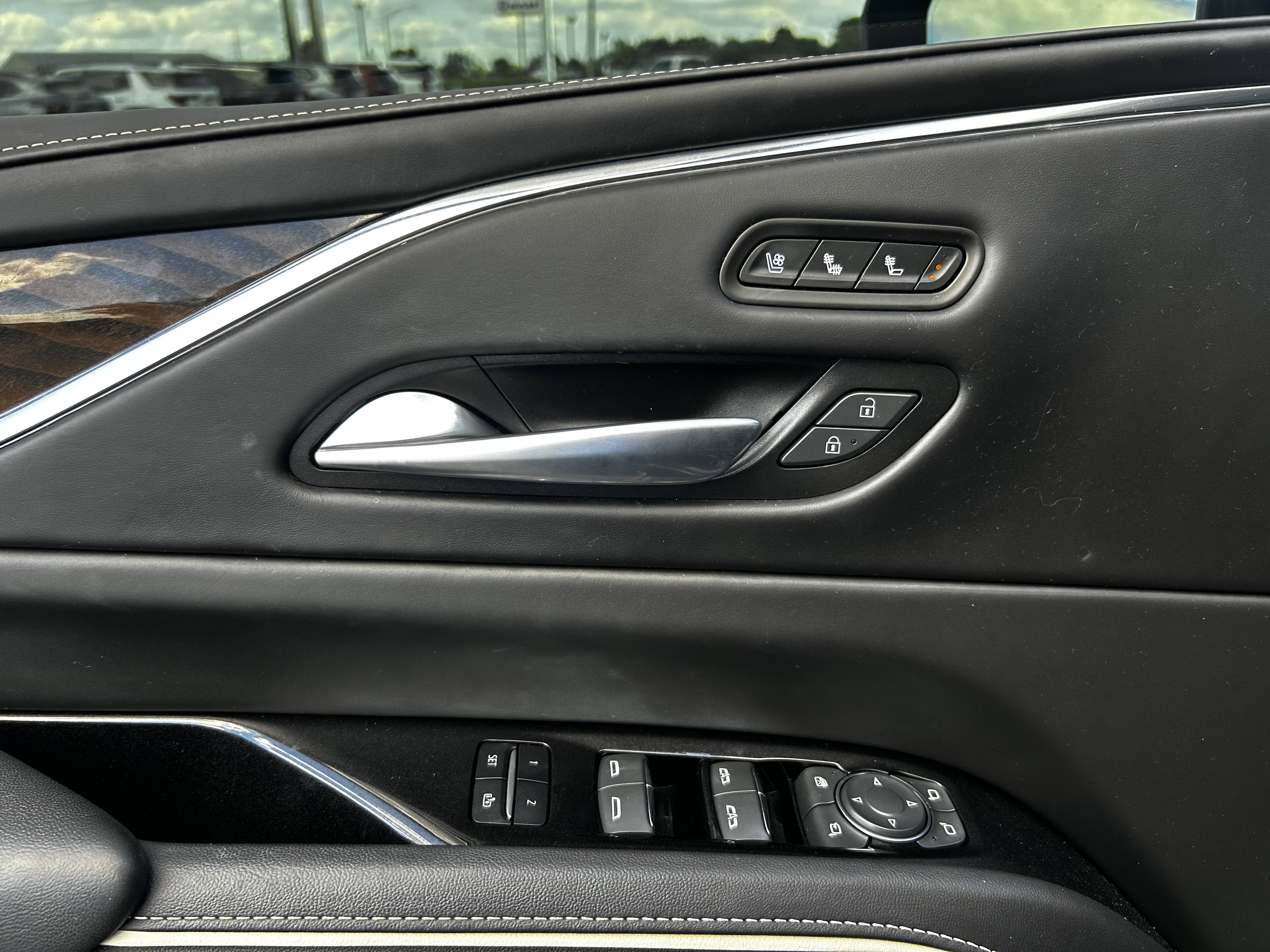 2023 Cadillac Escalade Sport Platinum