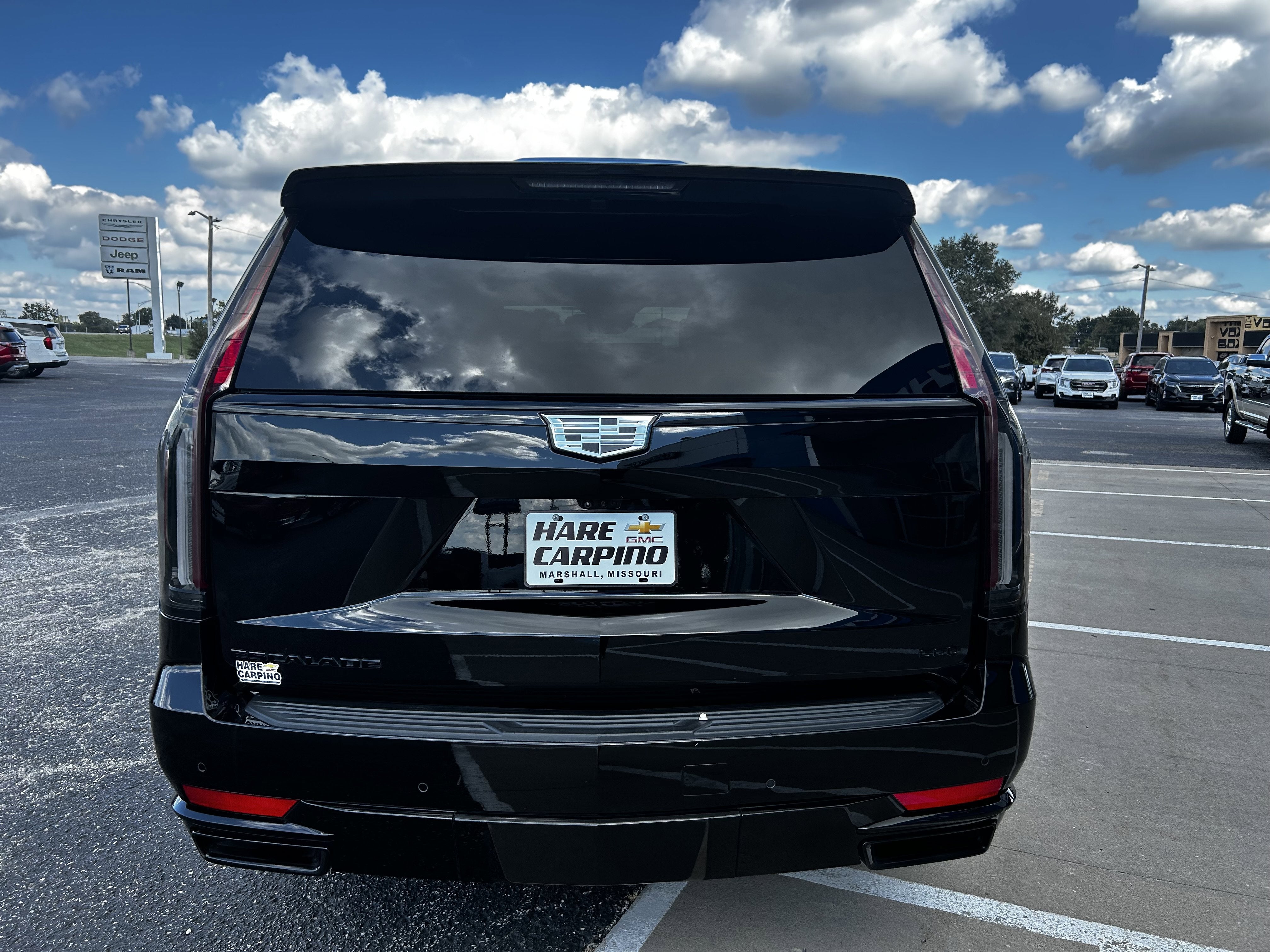 2023 Cadillac Escalade Sport Platinum