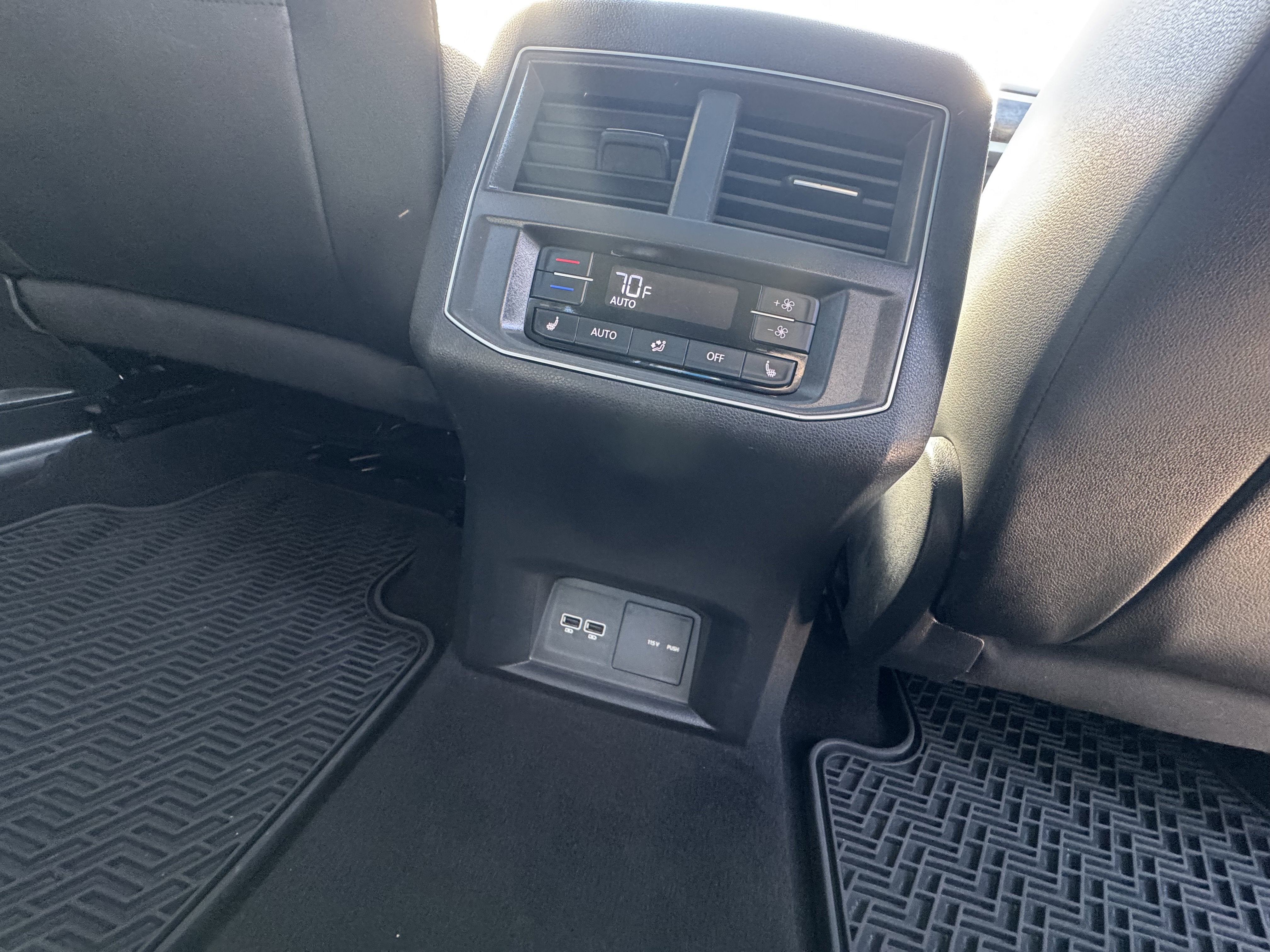 2019 Volkswagen Atlas 3.6L V6 SEL Premium