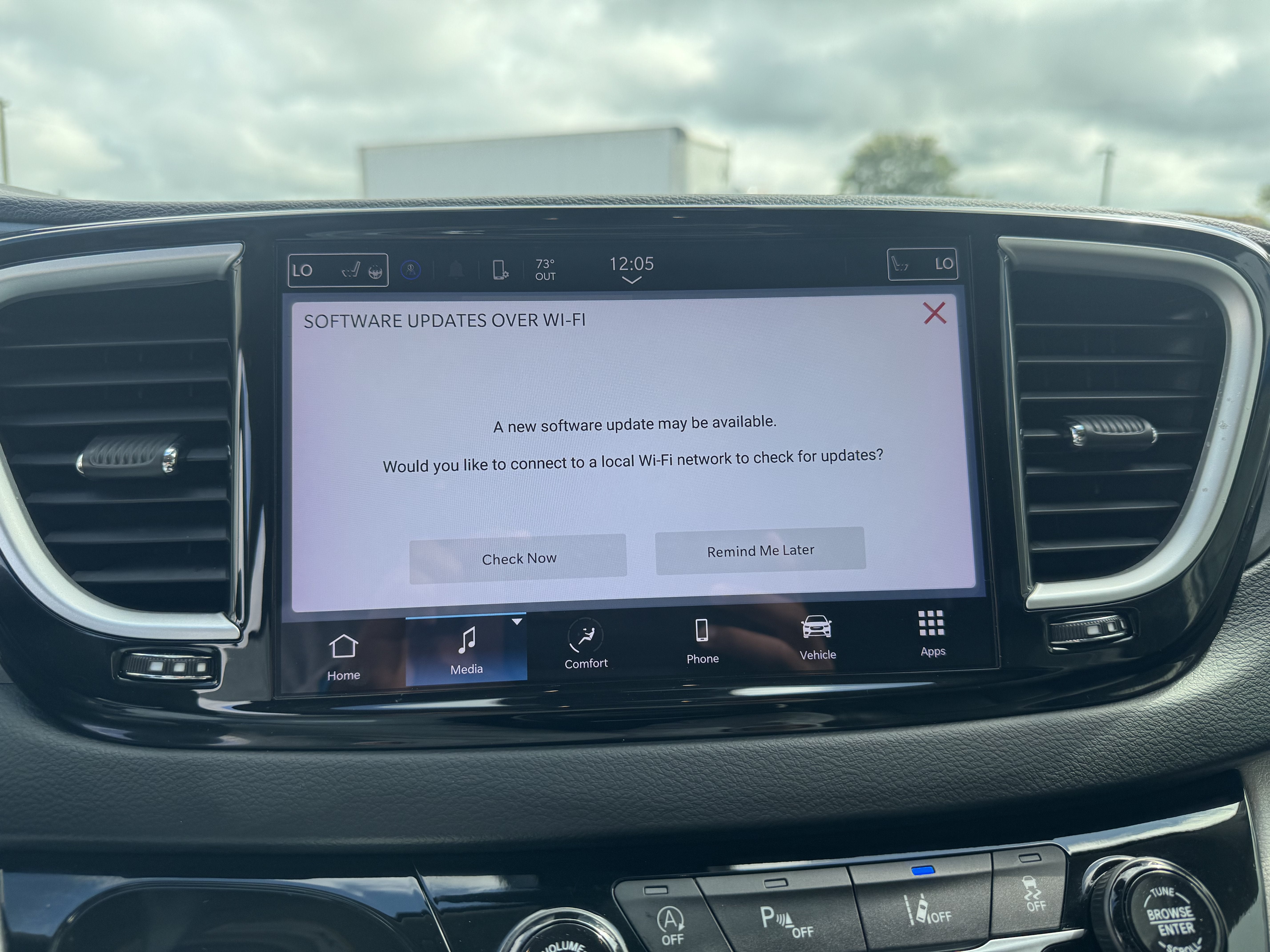 2023 Chrysler Pacifica Touring L