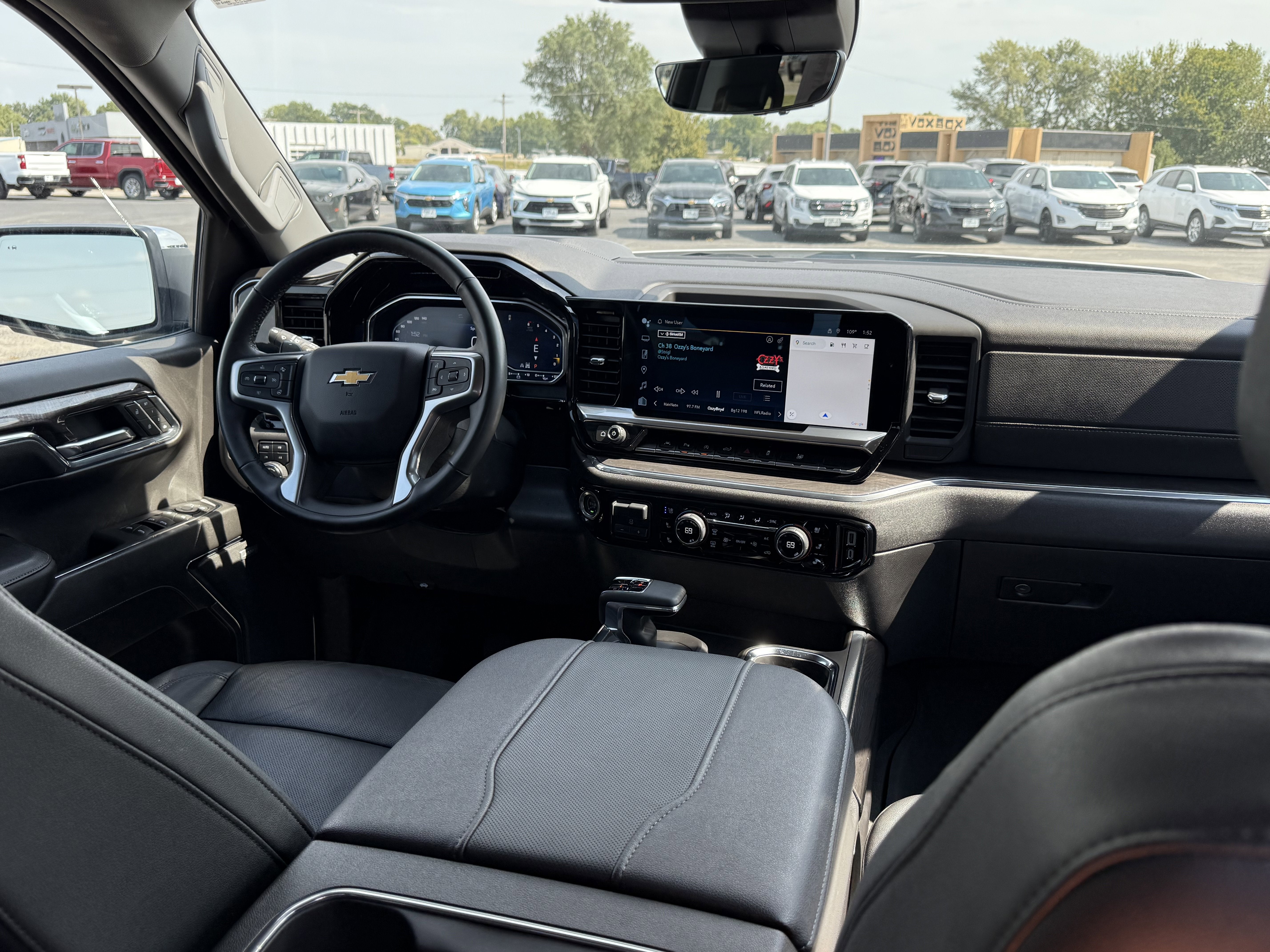 2024 Chevrolet Silverado 1500 LTZ