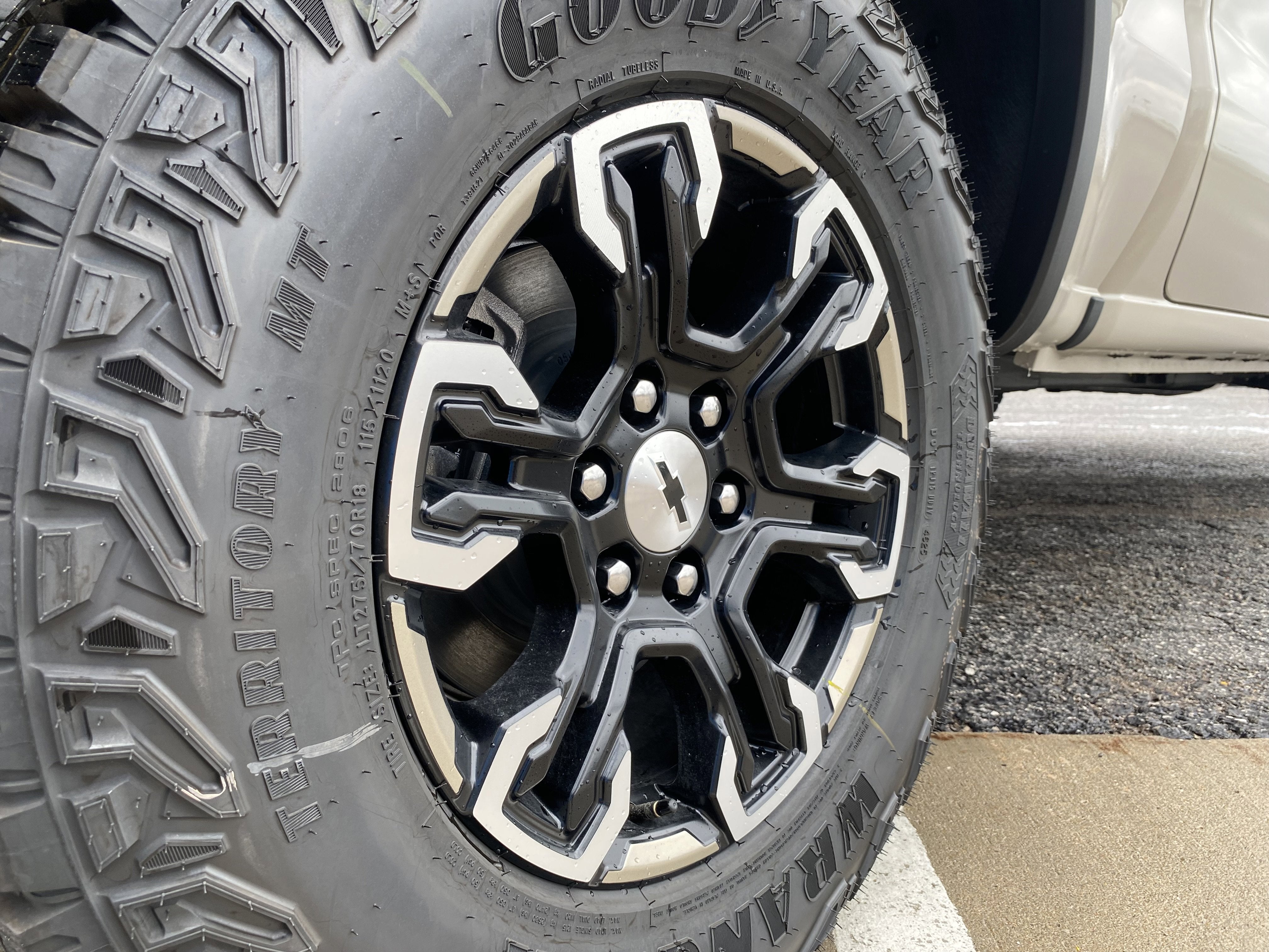 2026 Chevrolet Silverado 1500 ZR2