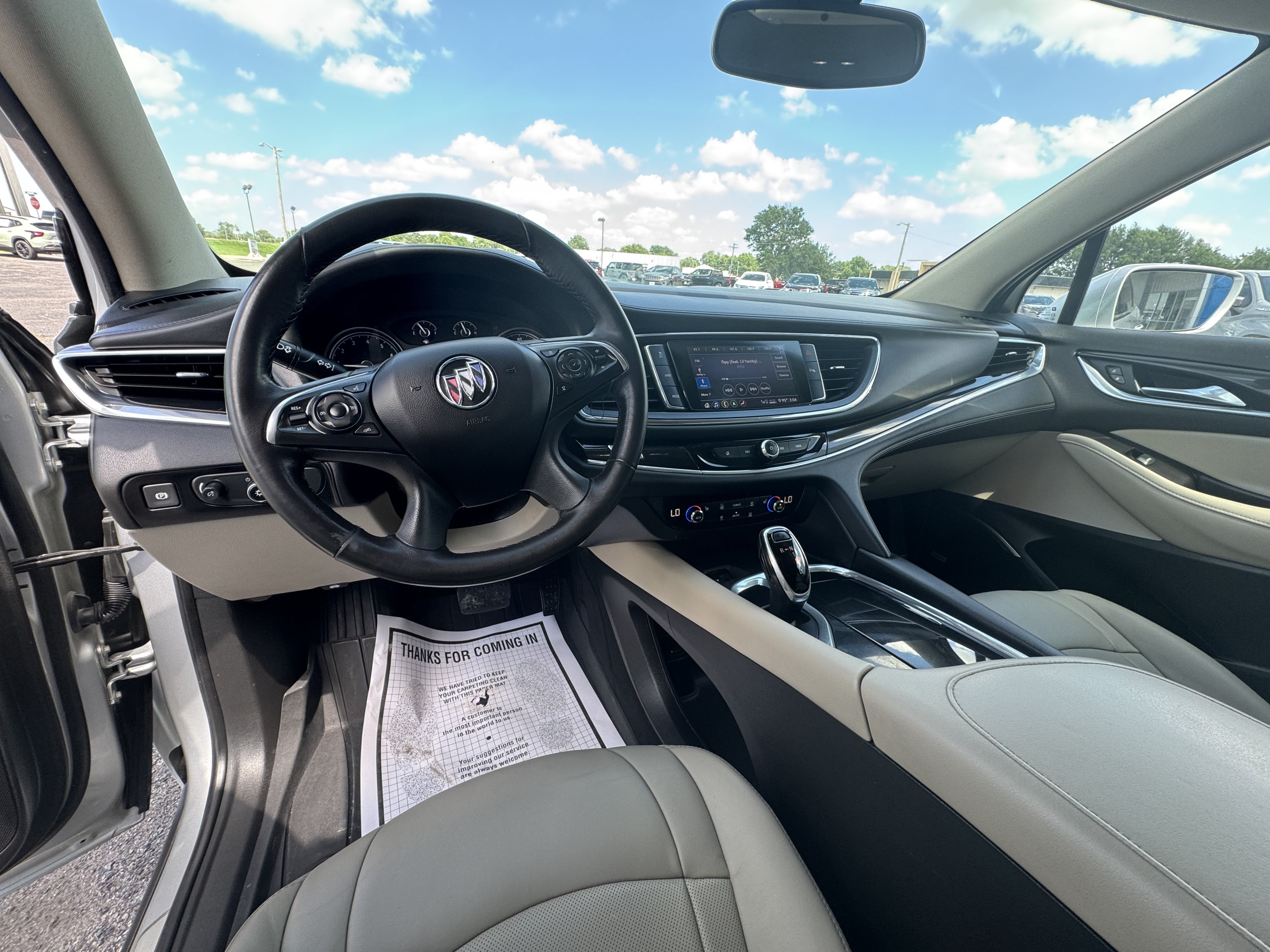 2020 Buick Enclave Essence