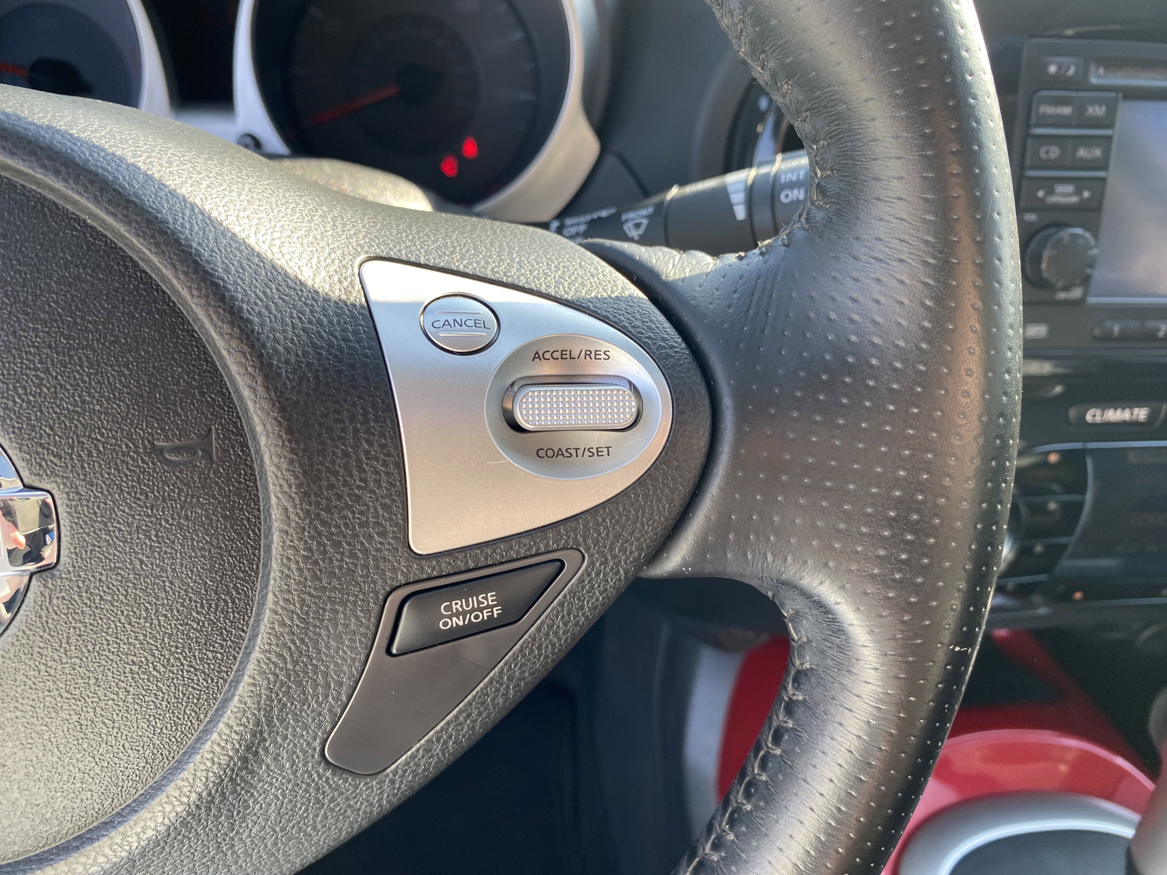 2012 Nissan JUKE SL