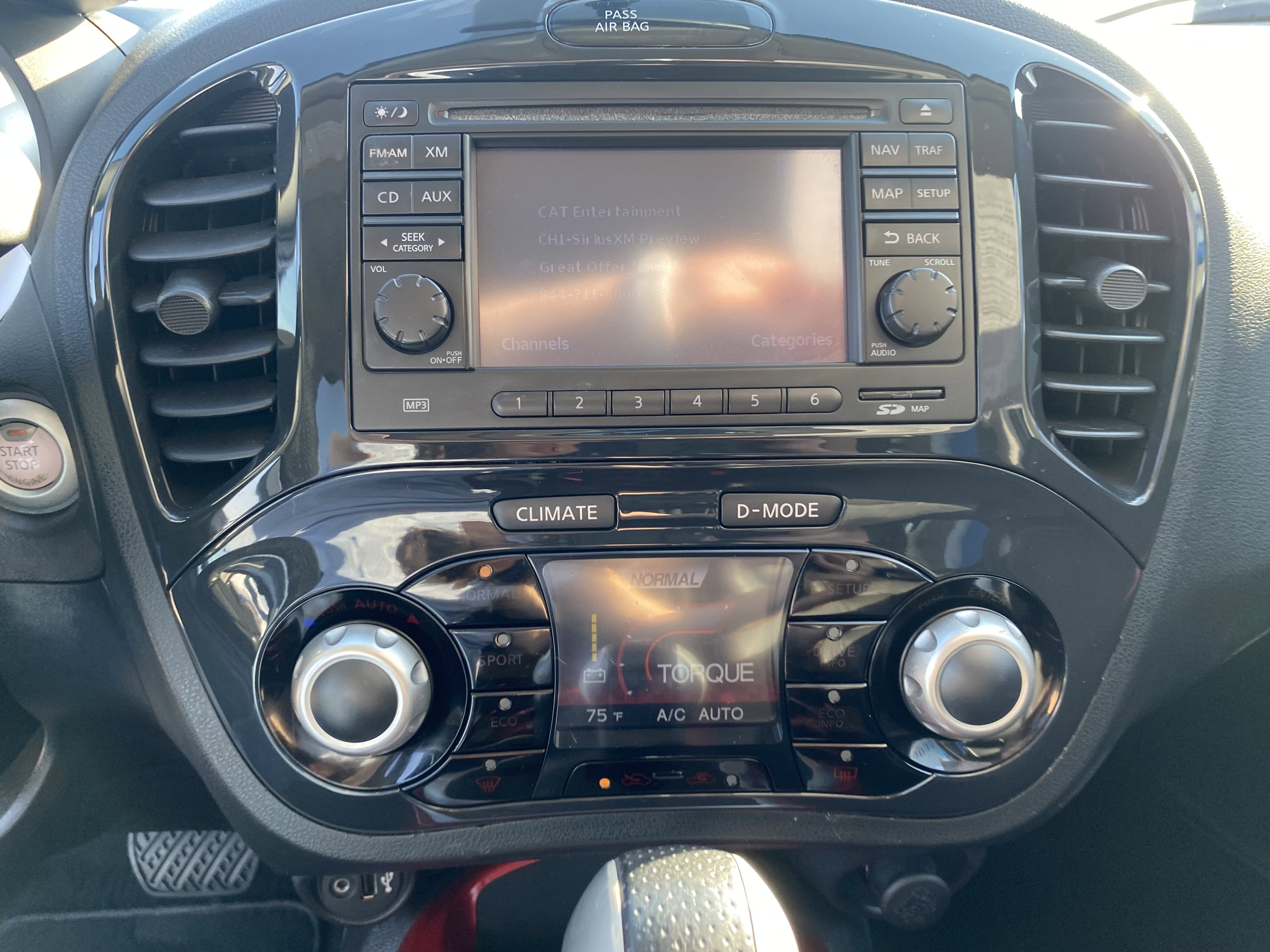 2012 Nissan JUKE SL