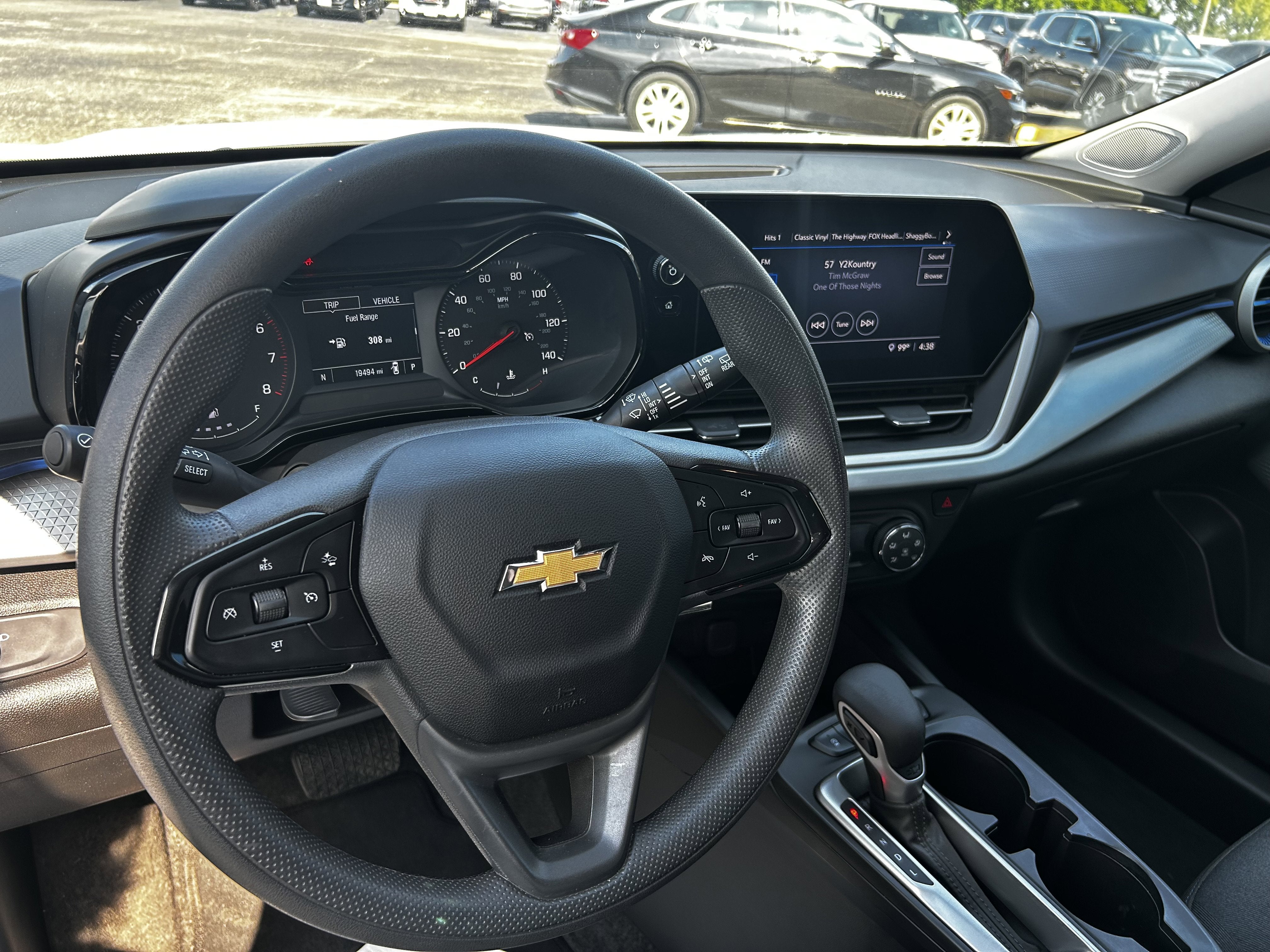 2025 Chevrolet Trax LS